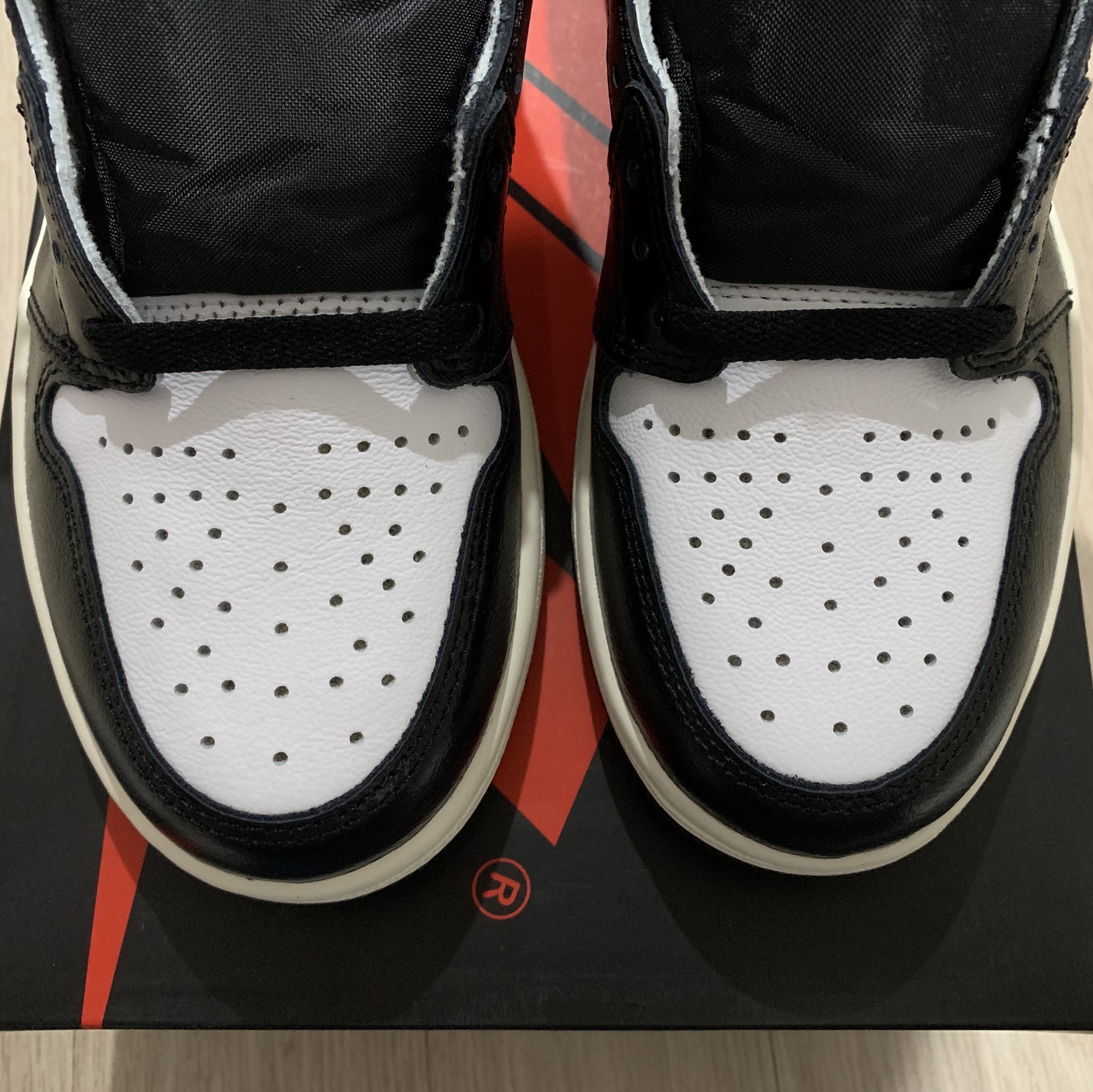 Jordan 1 Retro High OG Gym Red 착용 스타일 - 2
