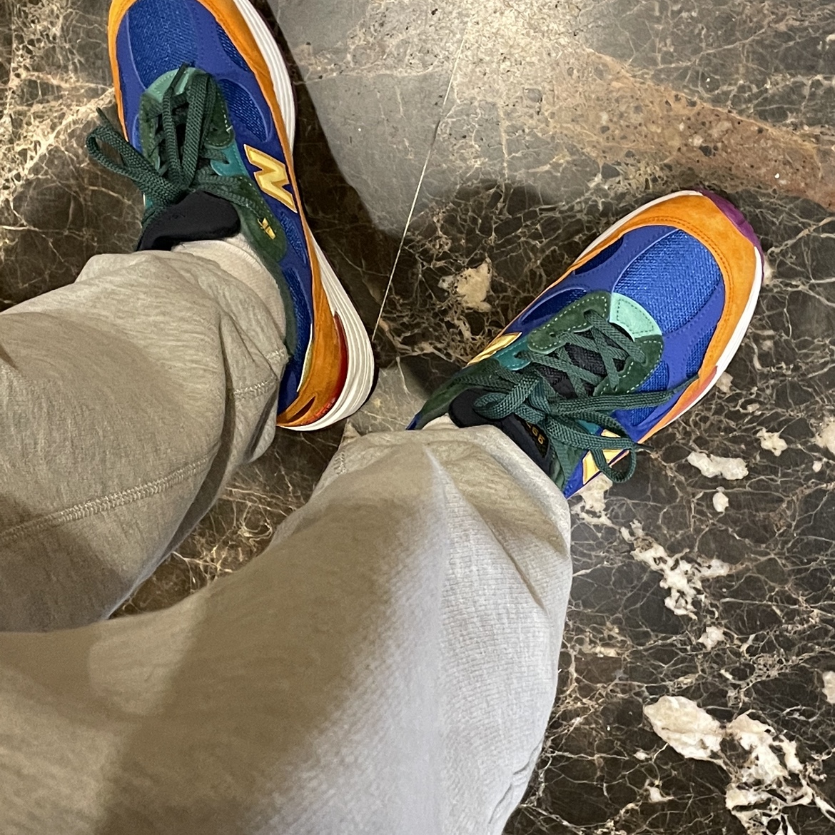 New Balance 992 Made in USA Multi-Color 착용 스타일