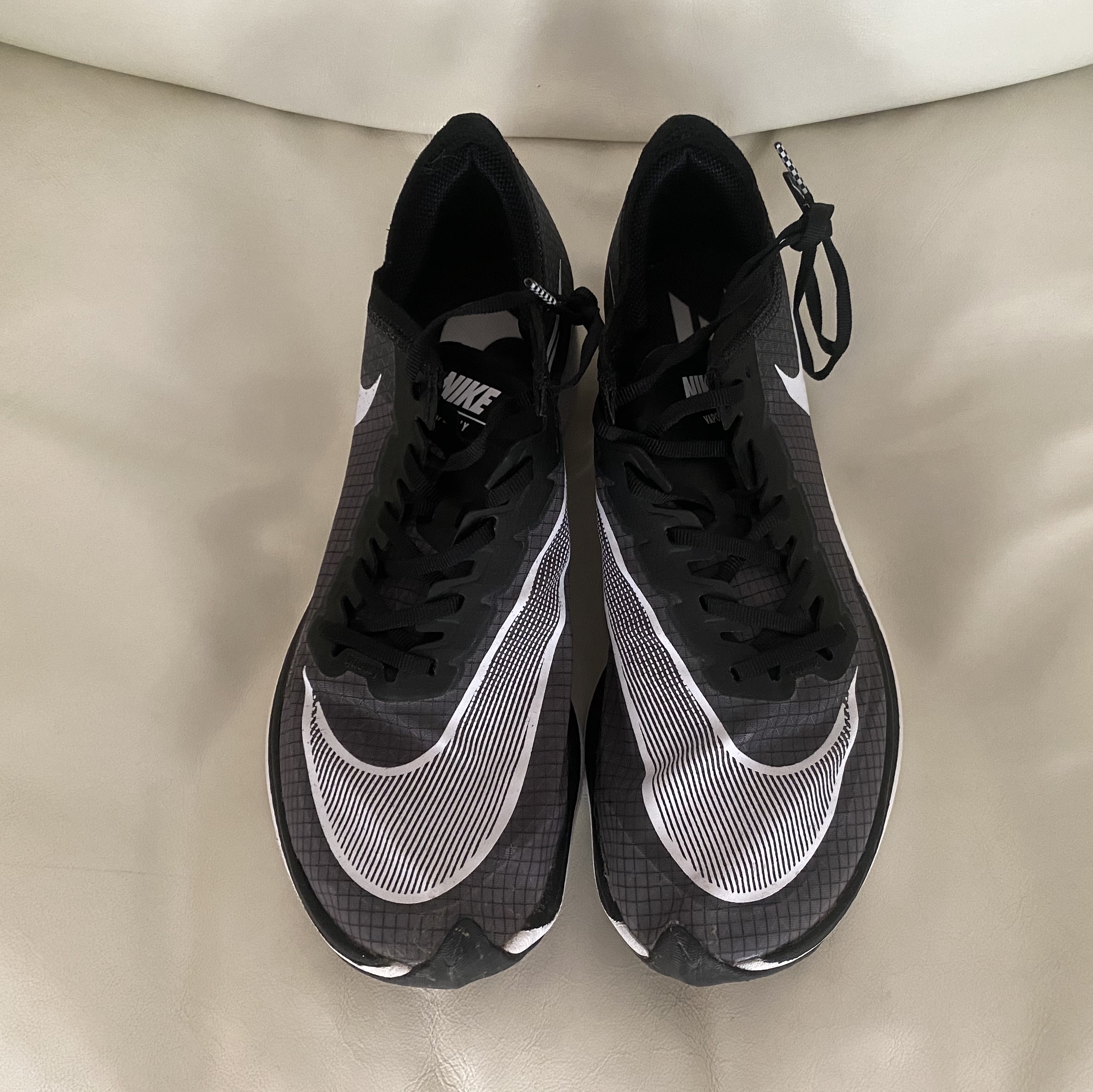 Nike ZoomX VaporFly Next% Black 착용 스타일 - 1