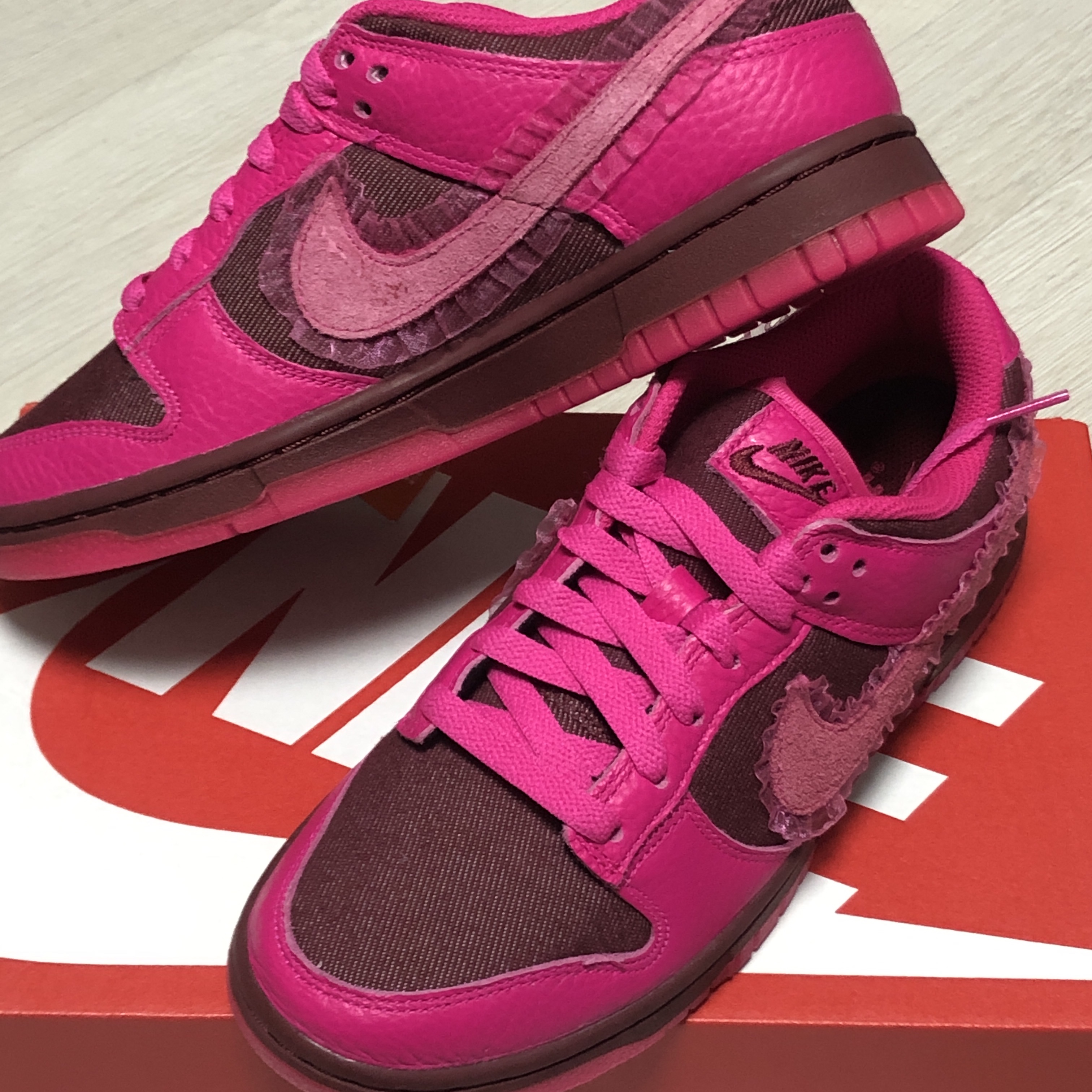 (W) Nike Dunk Low Prime Pink 착용 스타일 - 1
