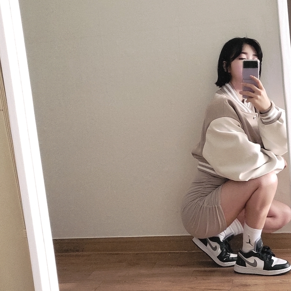 (GS) Jordan 1 Low Black Particle Grey 착용 스타일