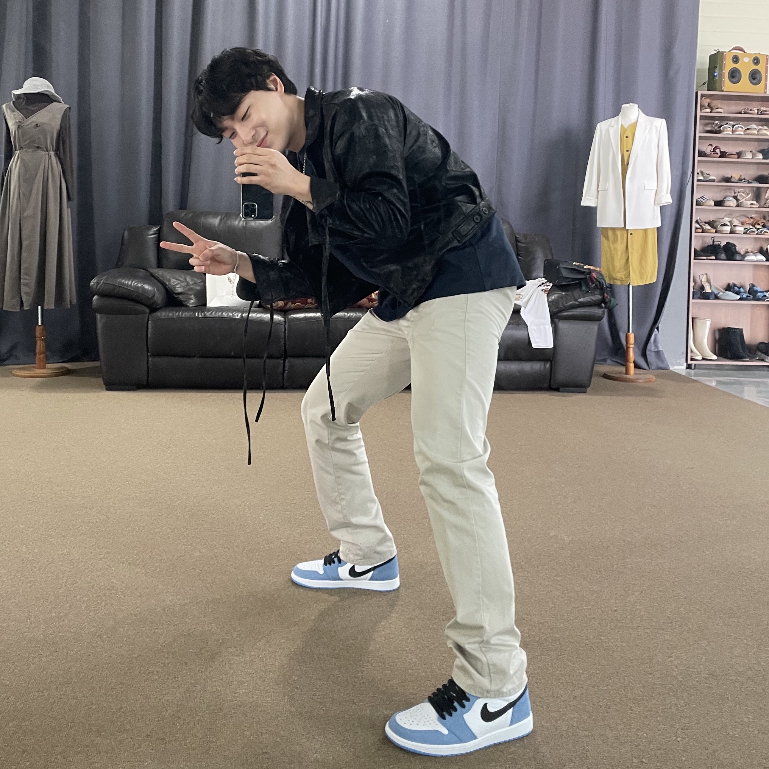 Jordan 1 Retro High OG University Blue 착용 스타일