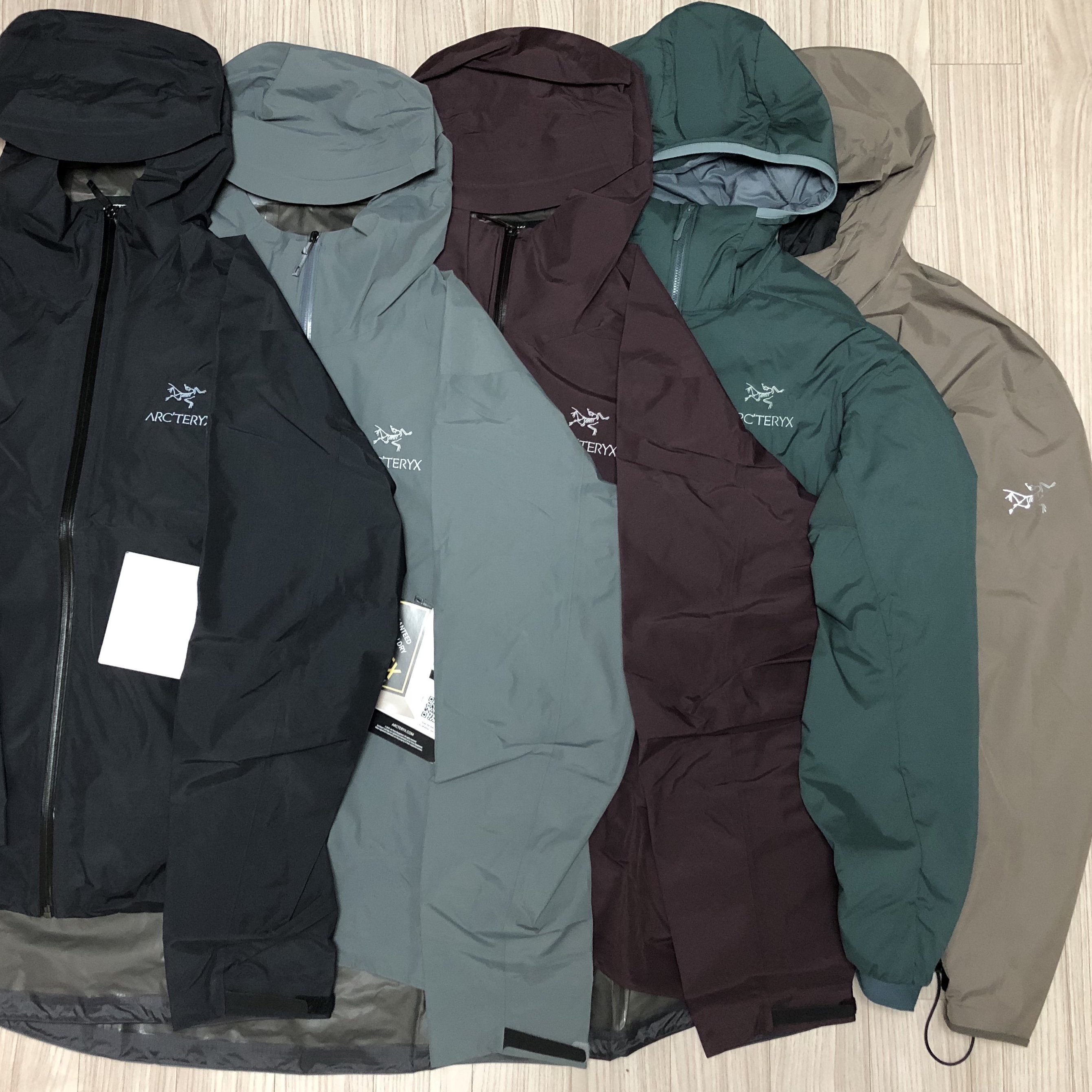 Arc'teryx Zeta SL Jacket Black, Arc'teryx Zeta SL Jacket Microchip 착용 스타일
