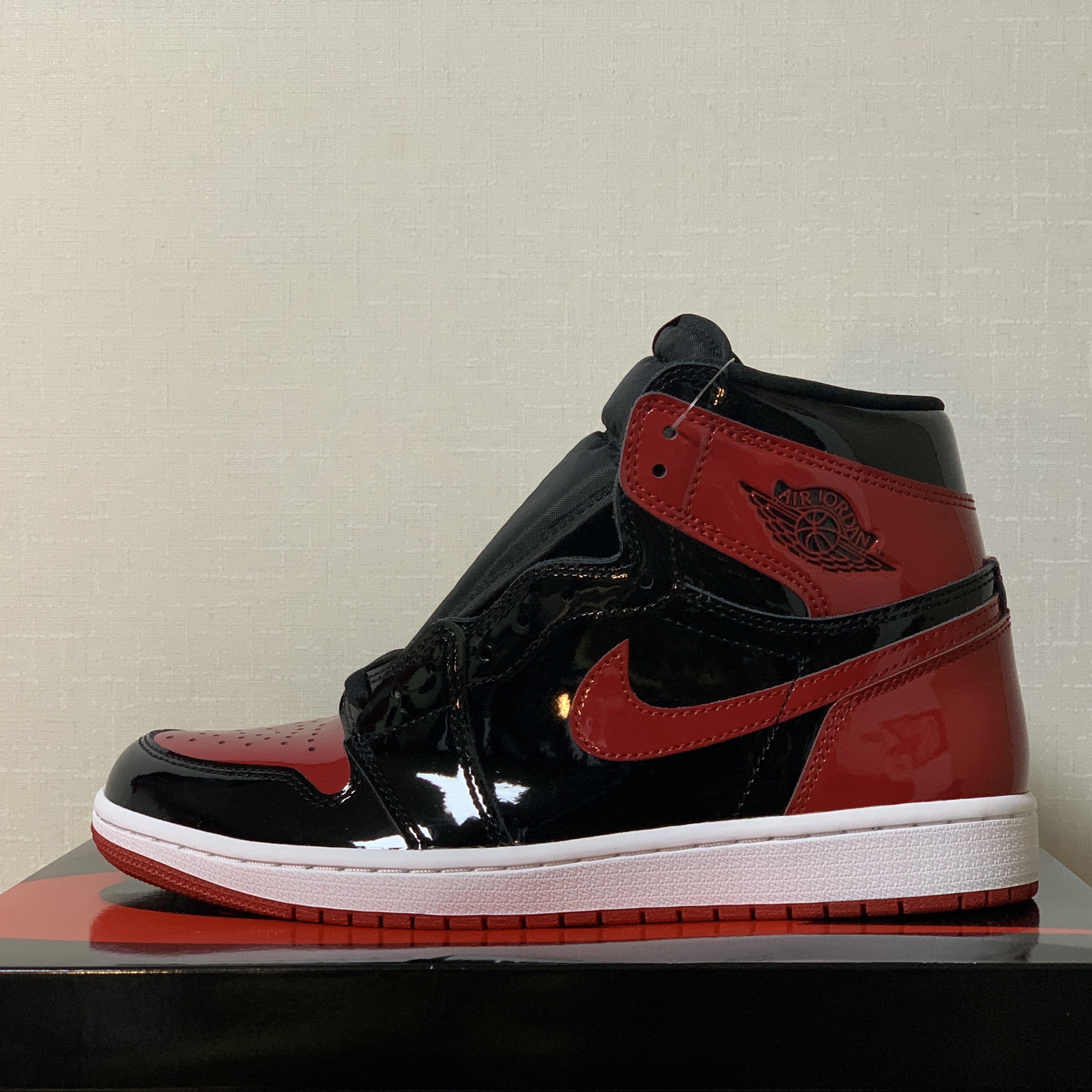Jordan 1 Retro High OG Patent Bred 착용 스타일