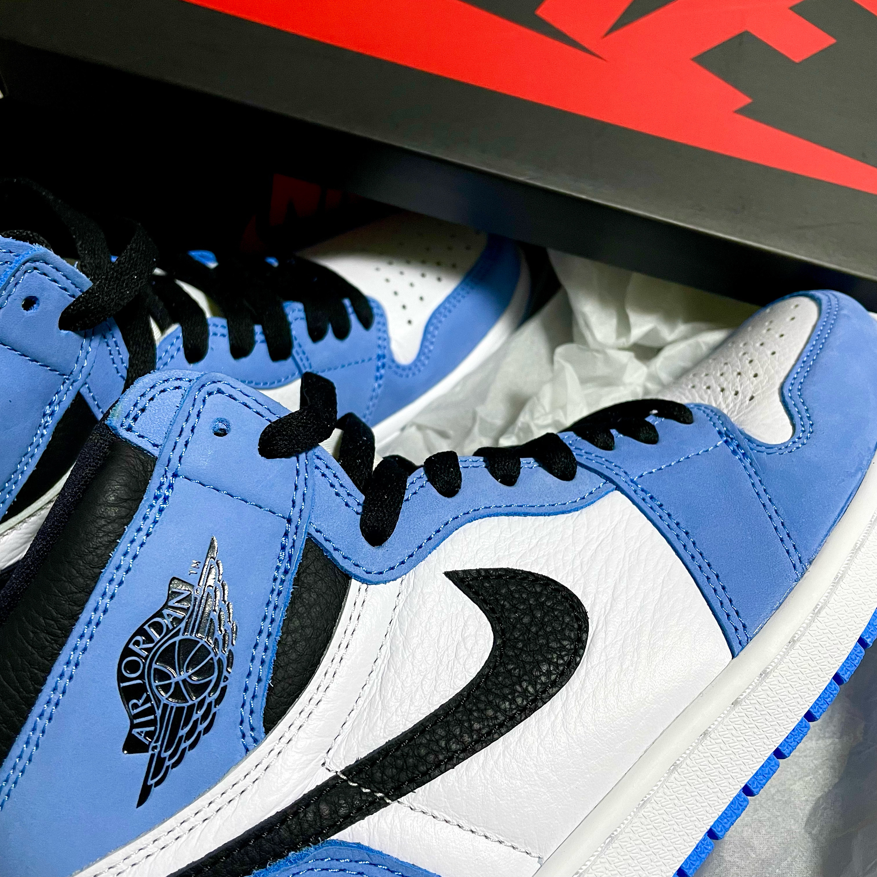 Jordan 1 Retro High OG University Blue 착용 스타일