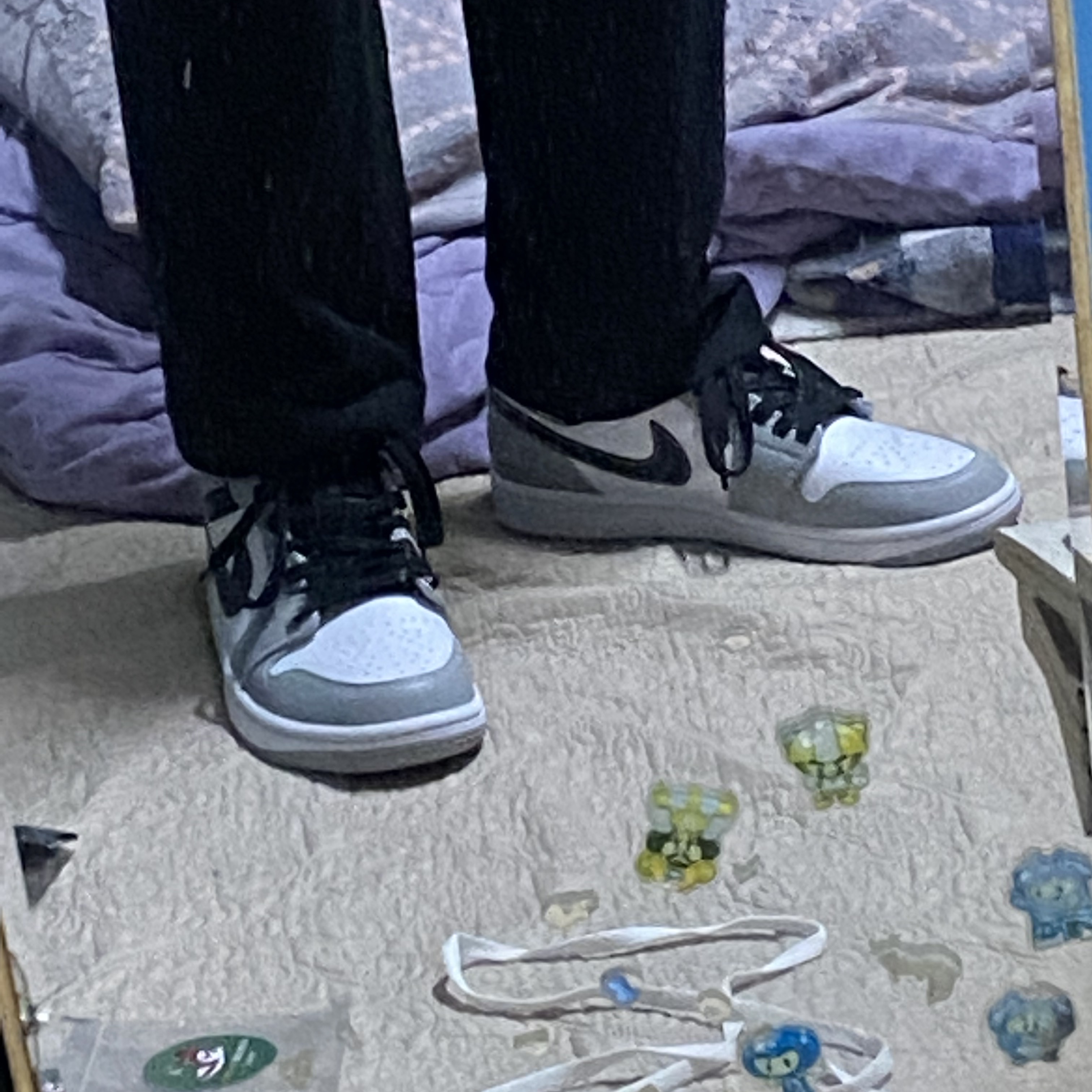 Jordan 1 Mid Light Smoke Grey Anthracite 착용 스타일 - 3