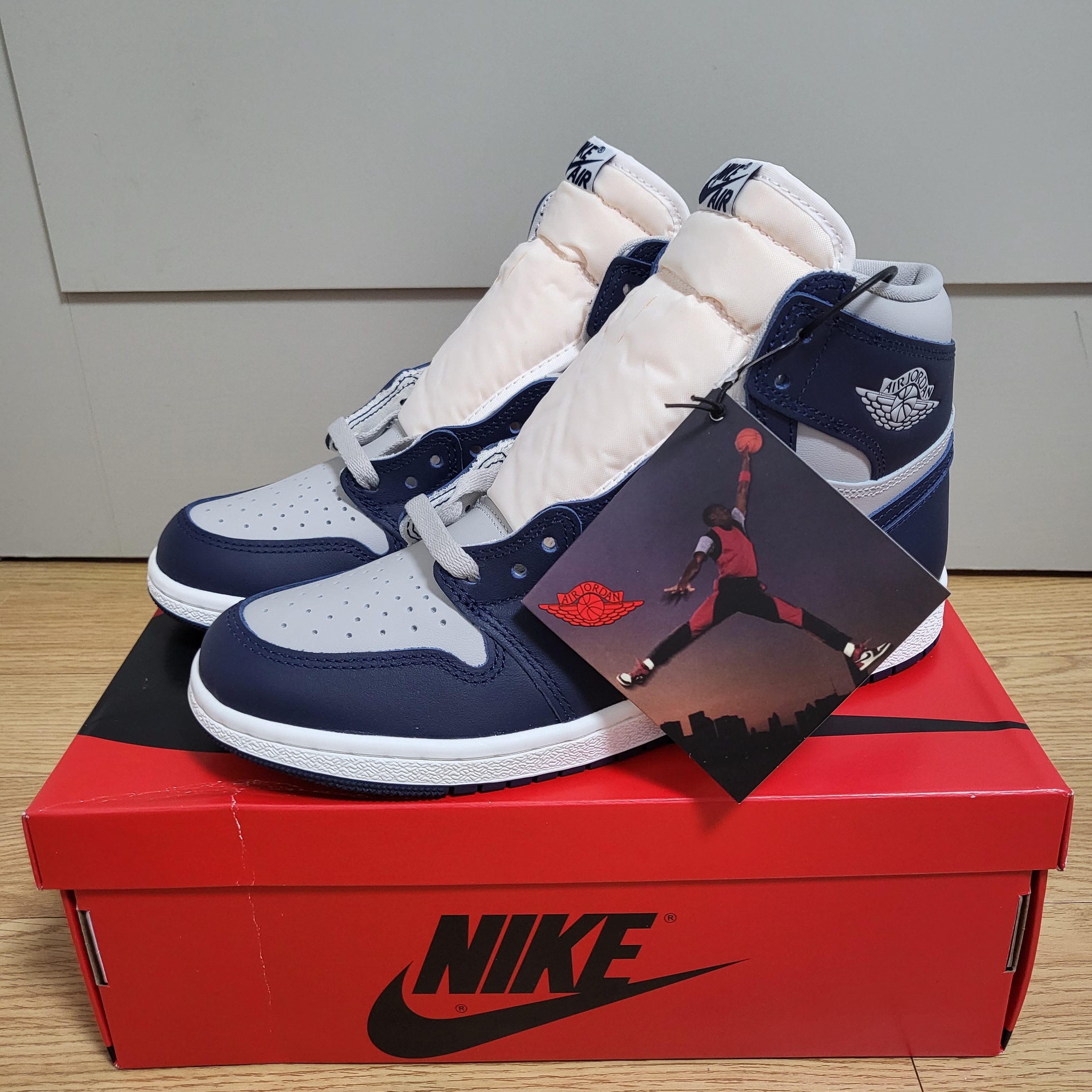 Jordan 1 High 85 College Navy 착용 스타일 - 1