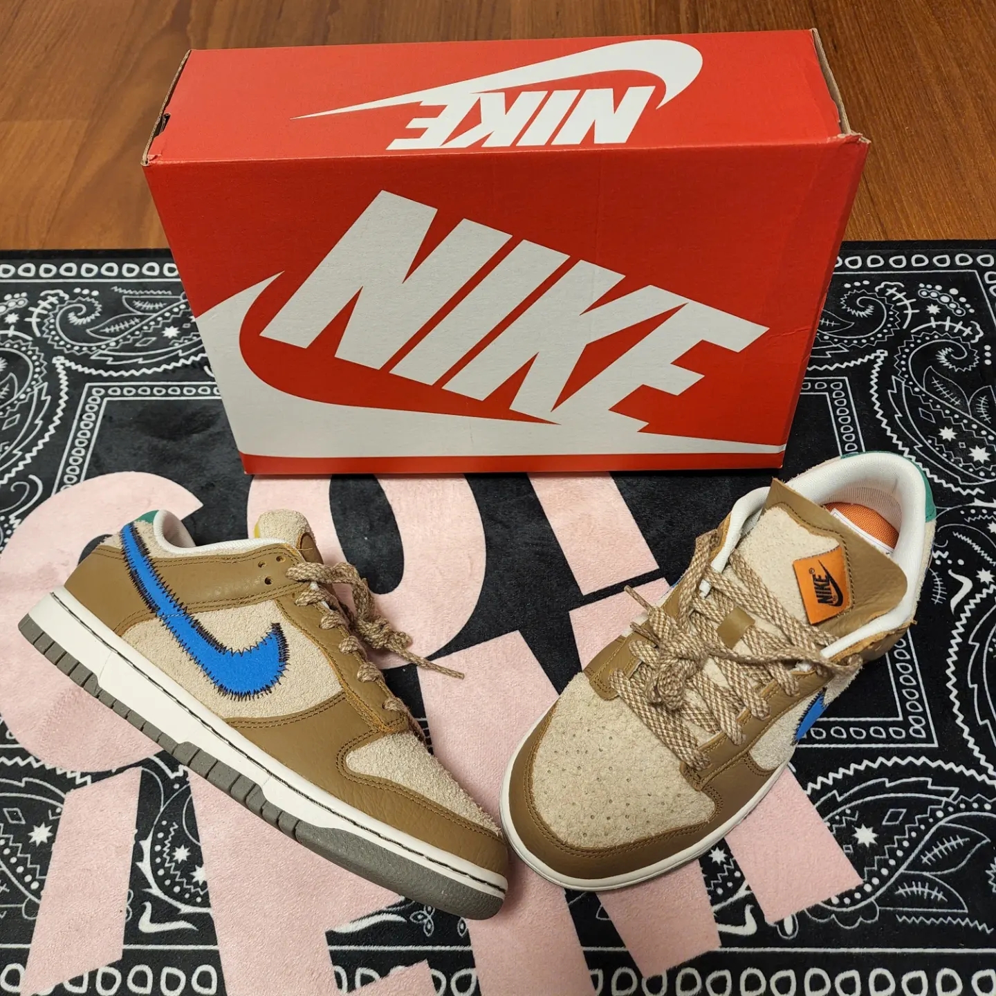 Nike x Size? Dunk Low Dark Driftwood Photo Blue 착용 스타일 - 2