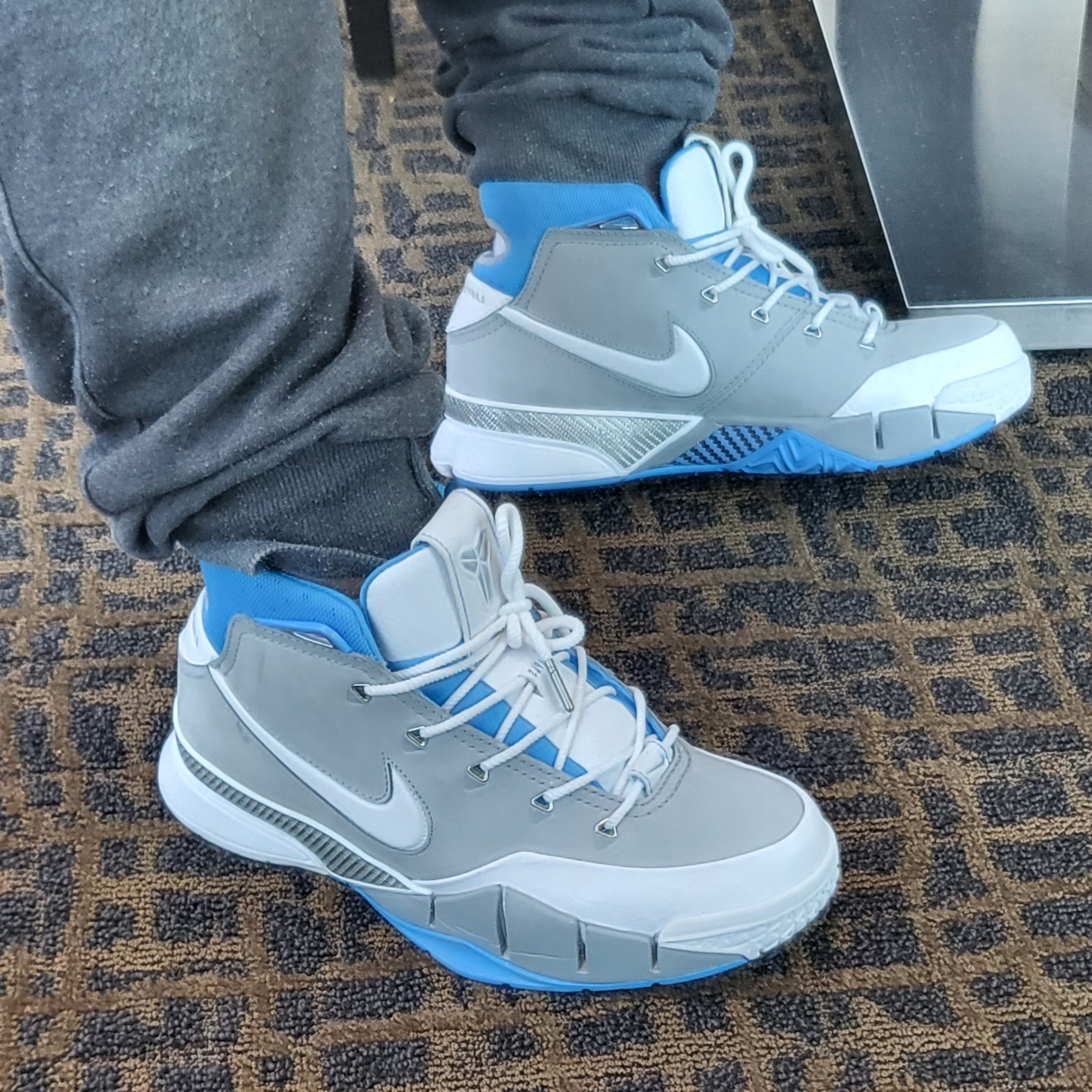 Nike Kobe 1 Protro MPLS 착용 스타일