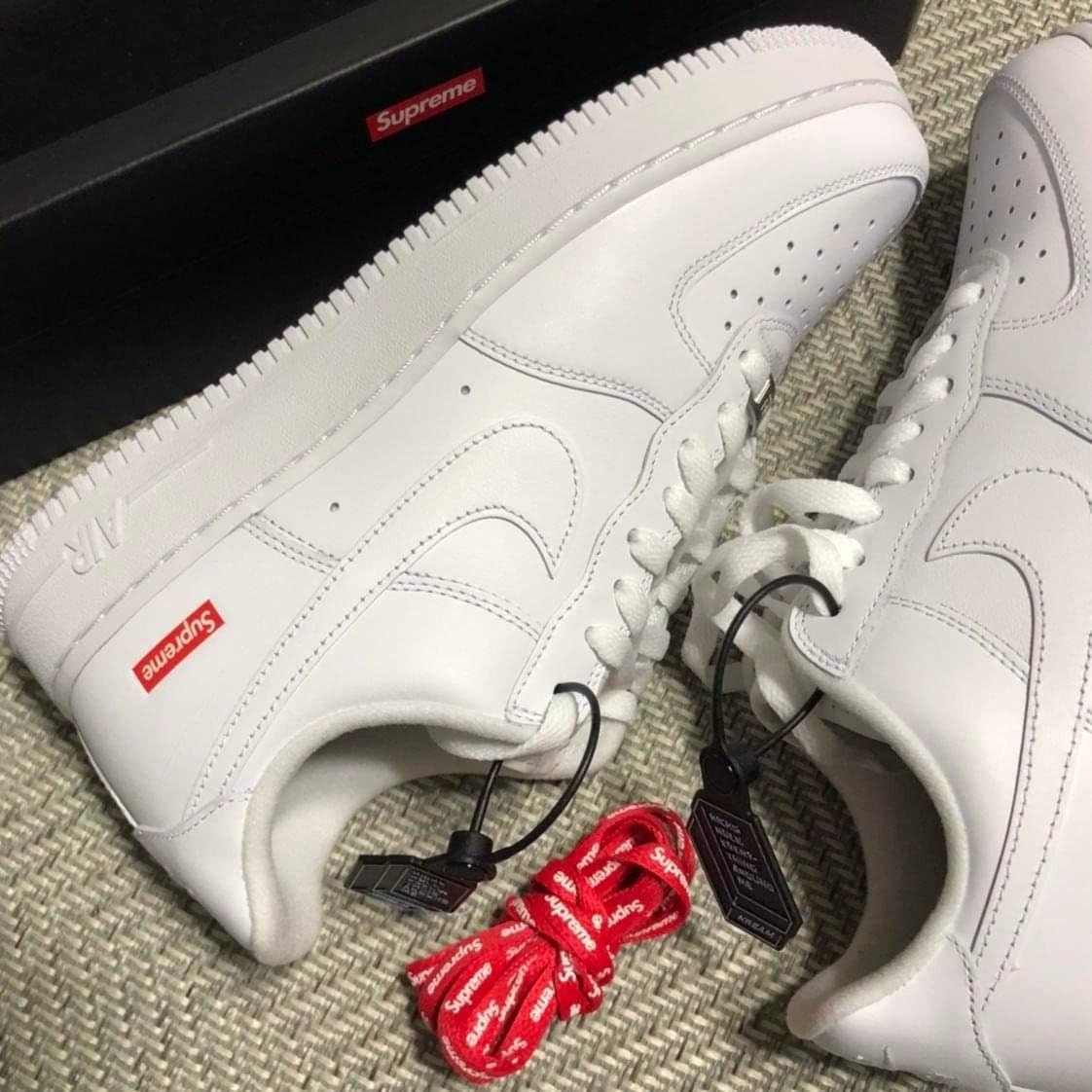 Nike x Supreme Air Force 1 Low White 착용 스타일 - 2