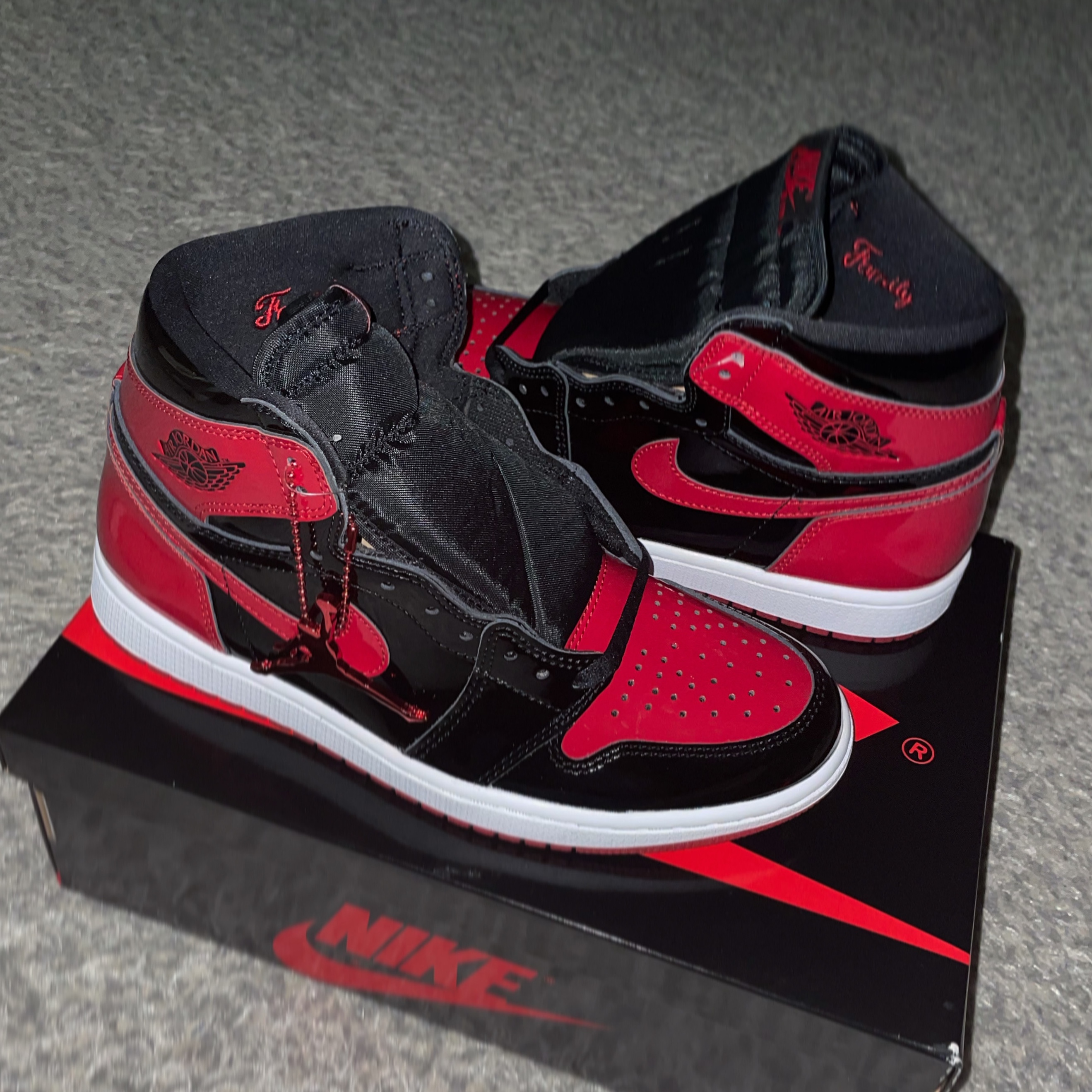 Jordan 1 Retro High OG Patent Bred 착용 스타일