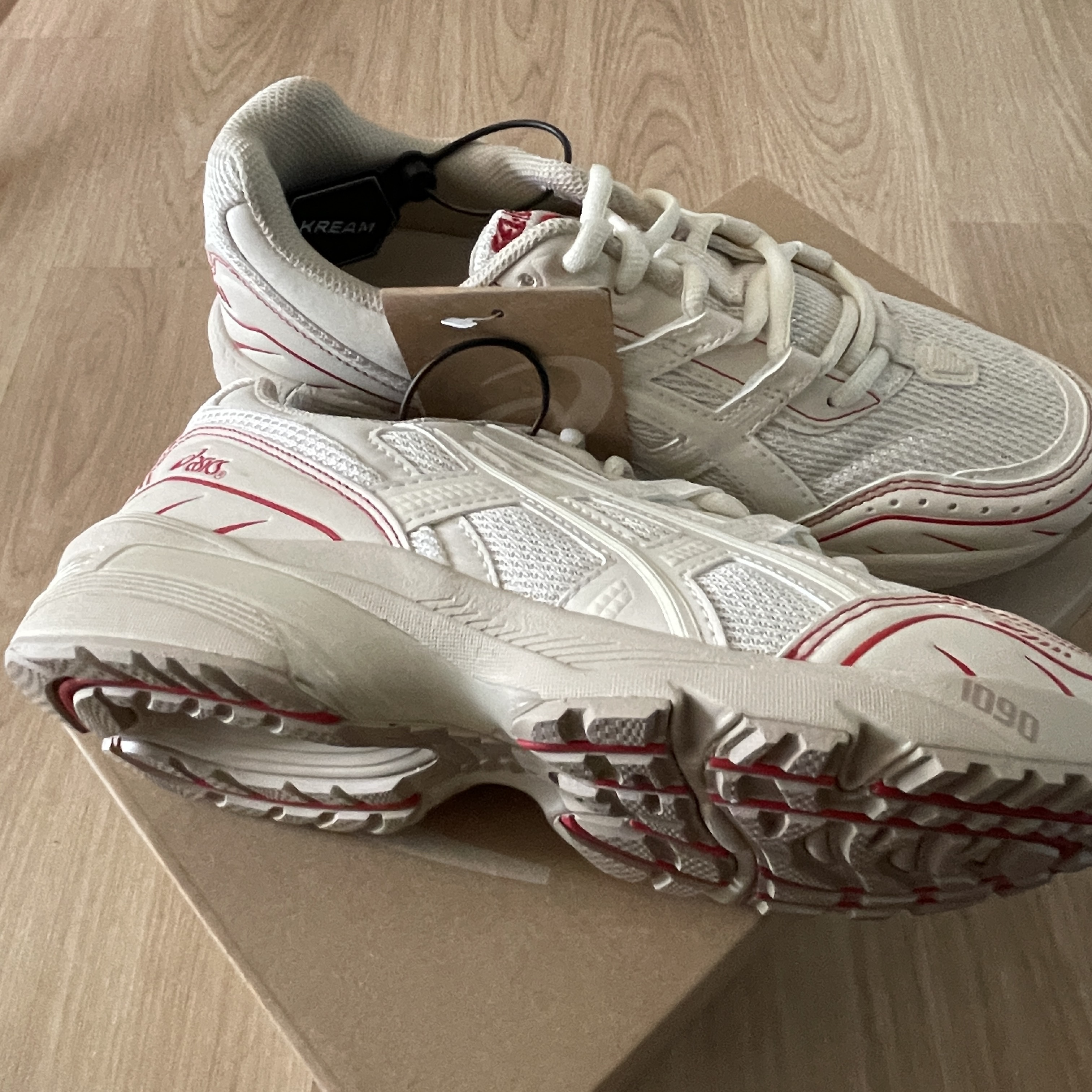 Asics Gel-1090 Birch 착용 스타일 - 5