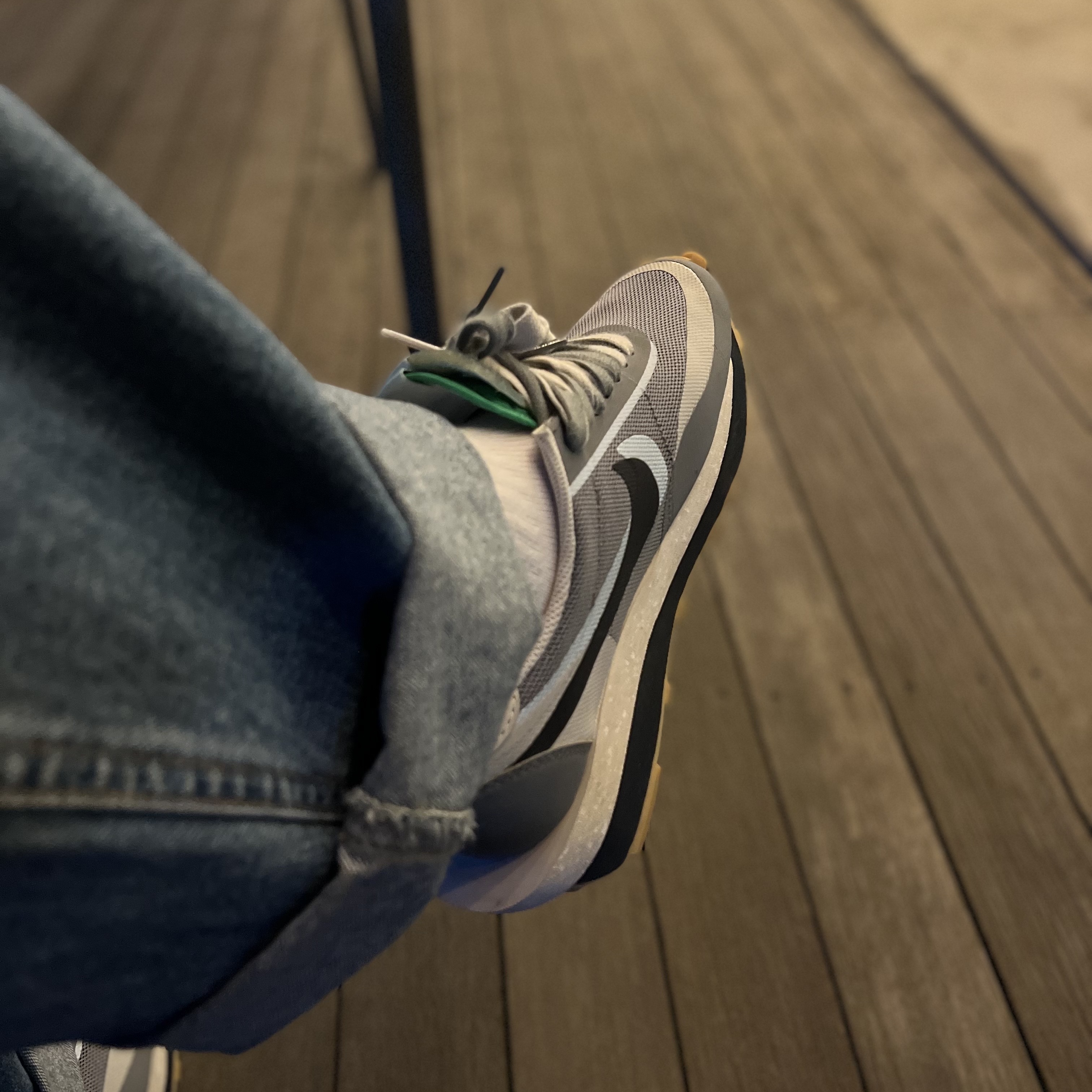 Nike x Sacai x Clot LDWaffle Cool Grey 착용 스타일