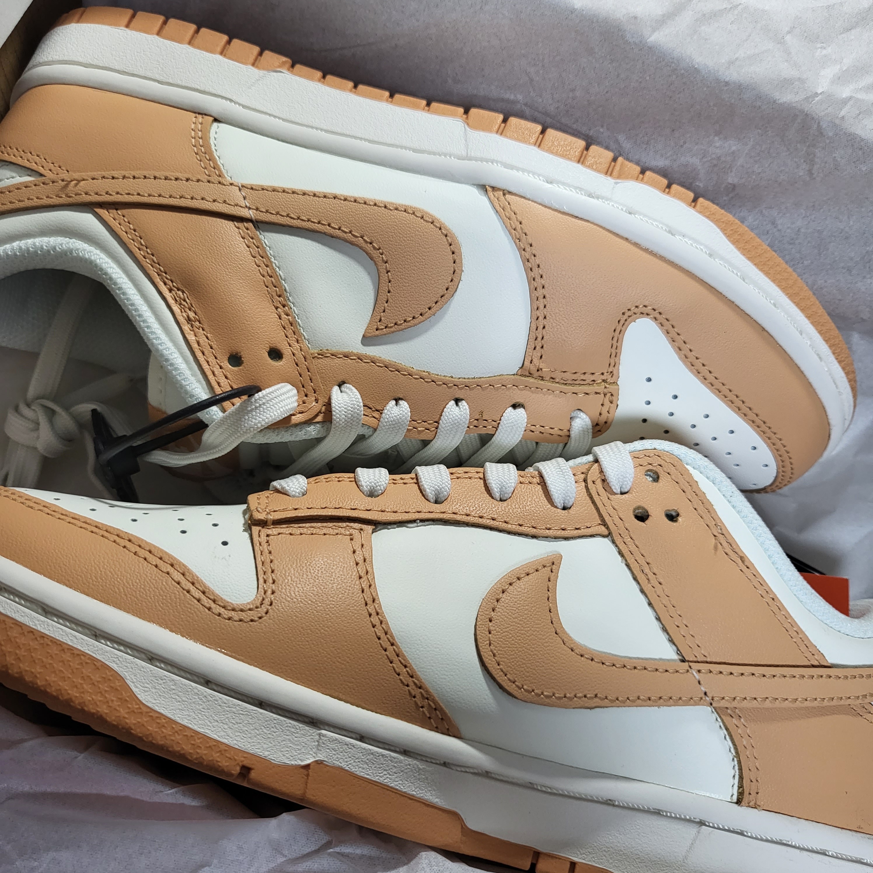 (W) Nike Dunk Low Harvest Moon 착용 스타일 - 1