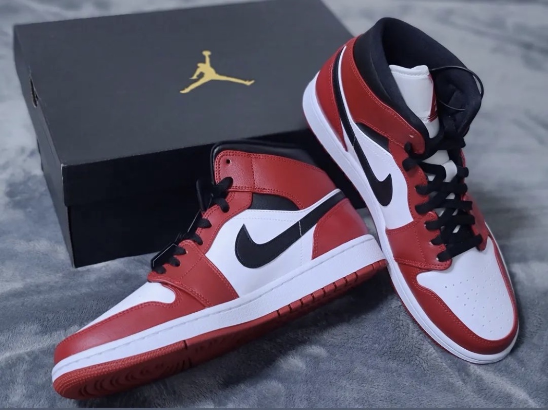 Jordan 1 Mid Chicago 2020 착용 스타일