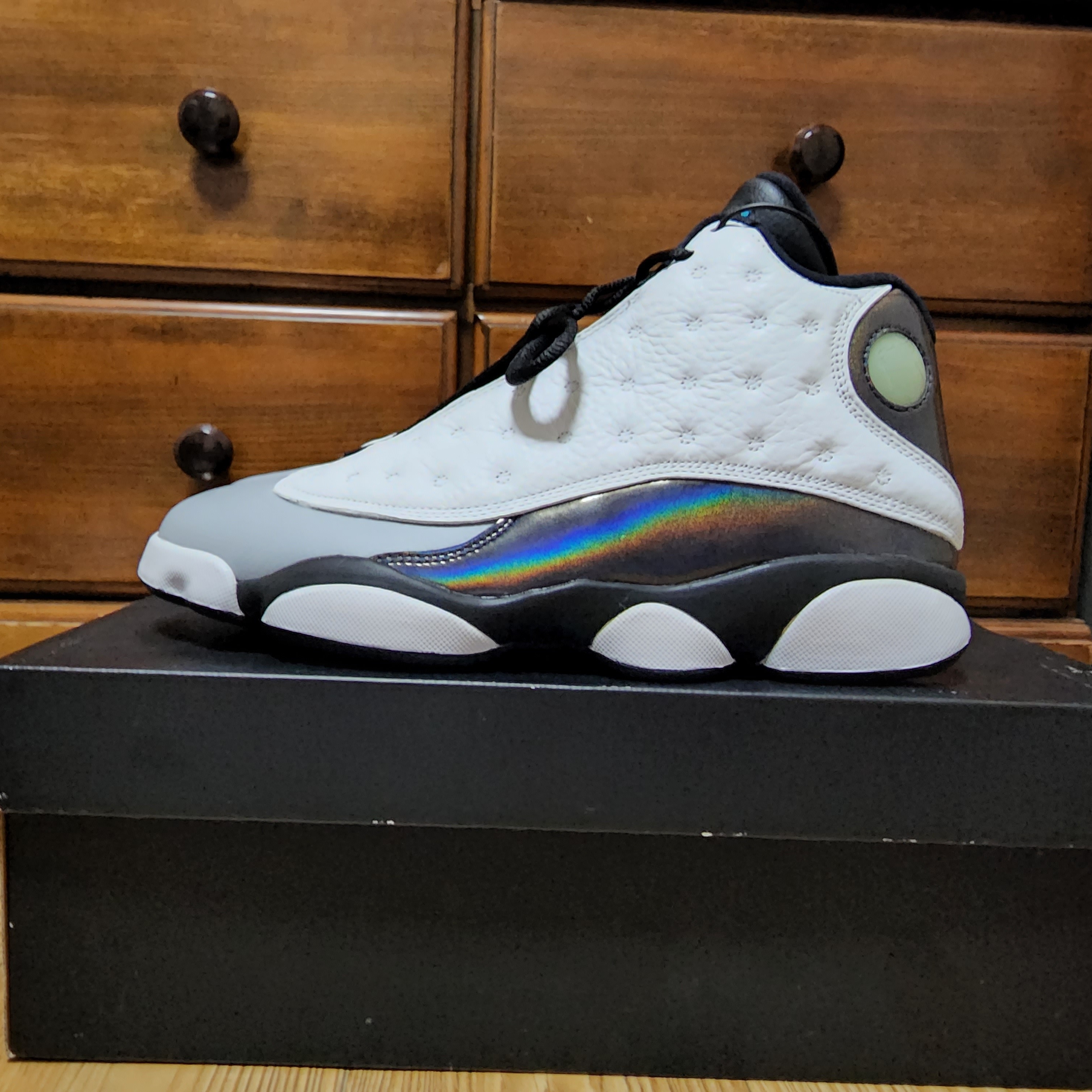 Jordan 13 Retro Barons Hologram 착용 스타일 - 5