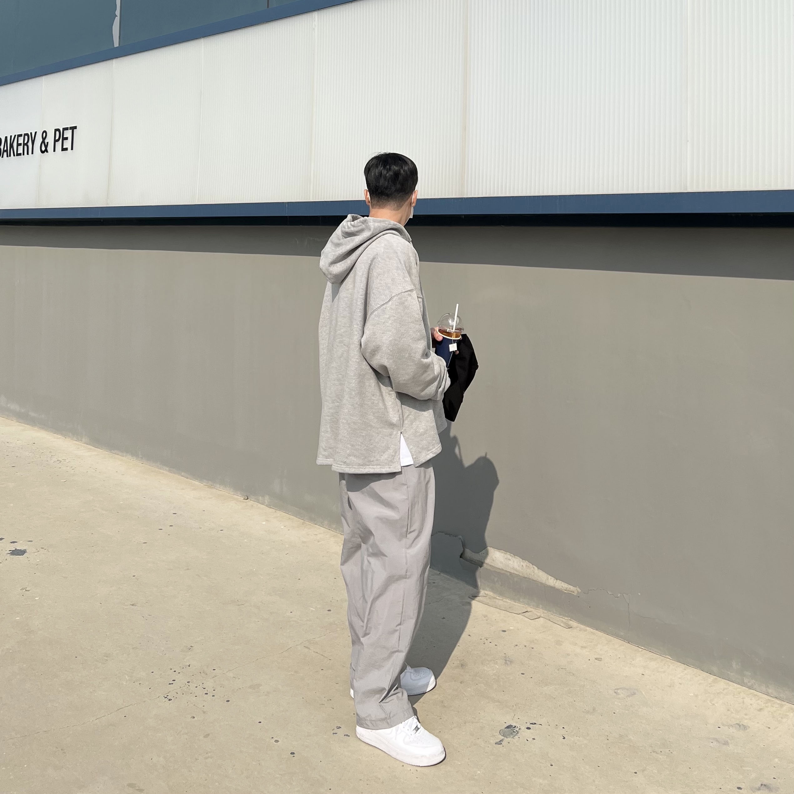 Nike x Supreme Air Force 1 Low White 착용 스타일 - 2