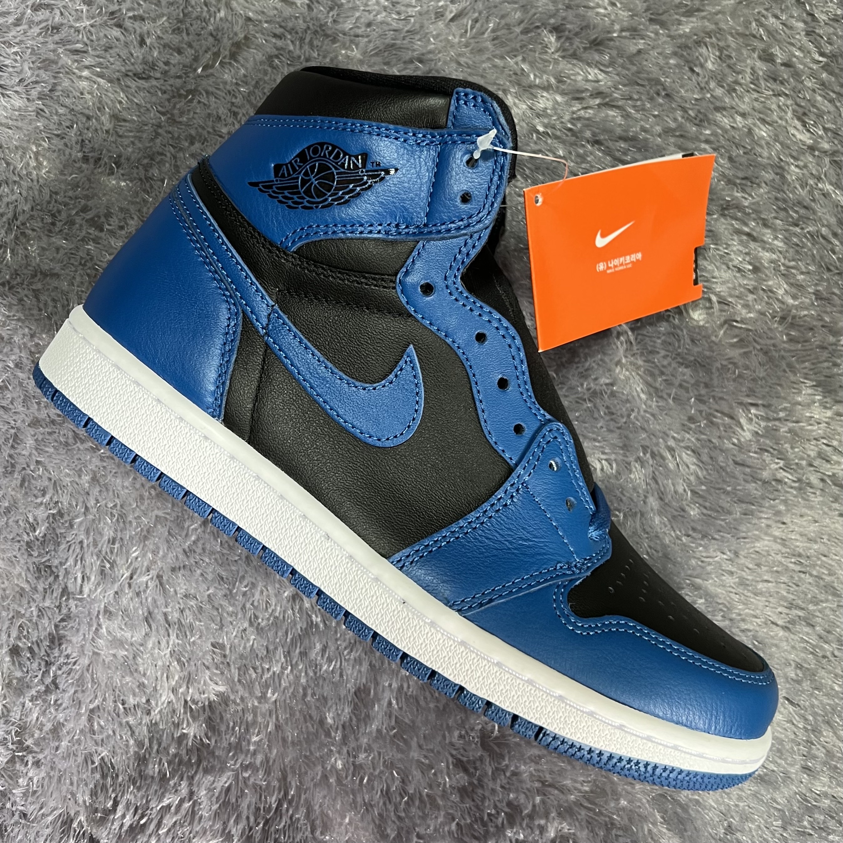 Jordan 1 Retro High OG Dark Marina Blue 착용 스타일