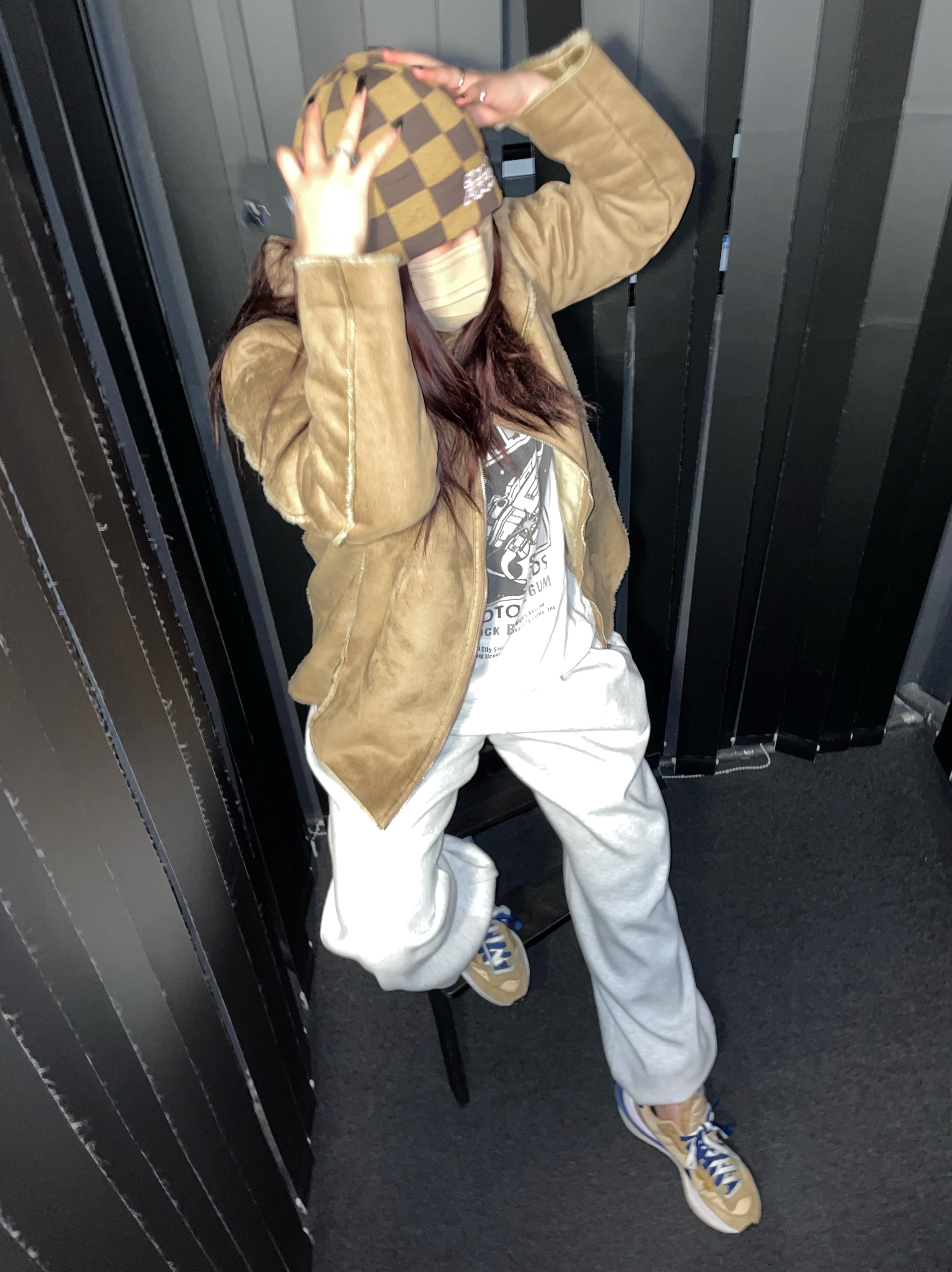 Nike x Sacai VaporWaffle Sesame and Blue Void 착용 스타일
