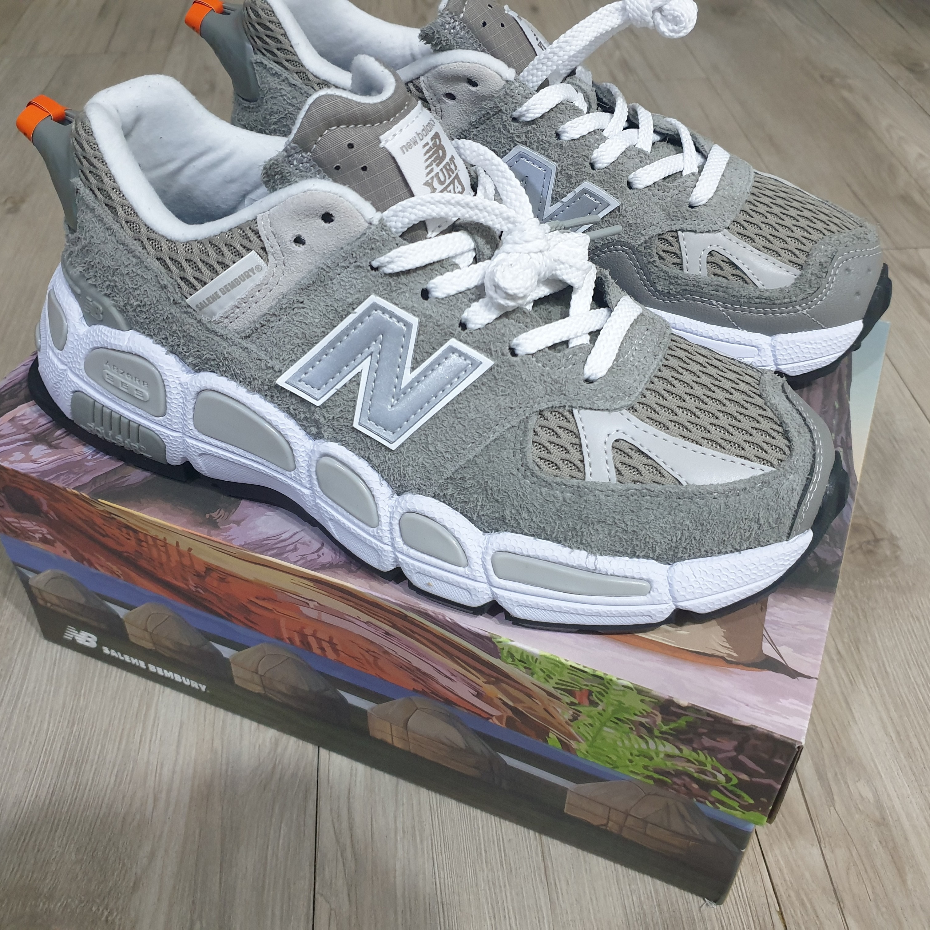 New Balance x Salehe Bembury 574 Yurt Shark Skin 착용 스타일 - 1