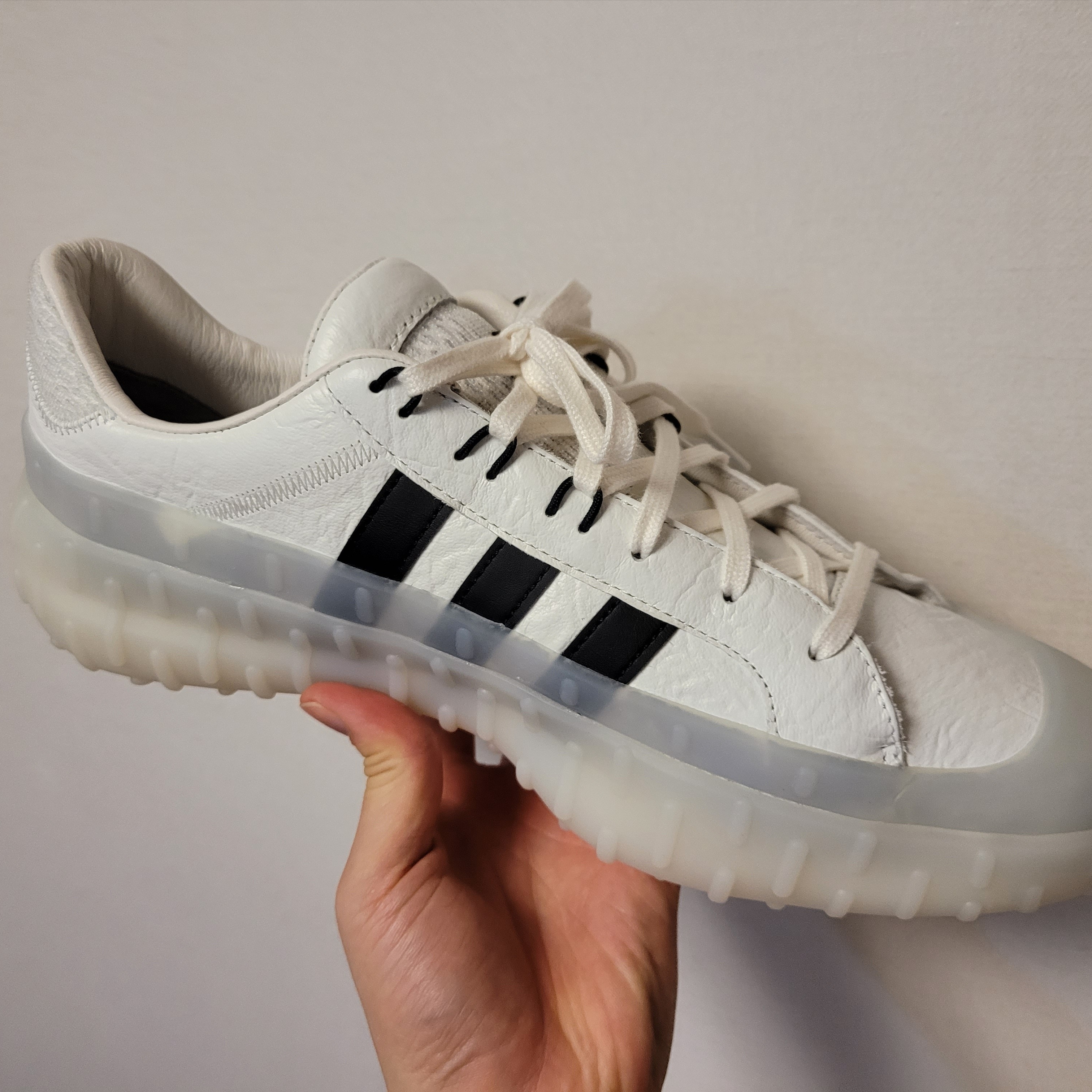Y-3 GR.1P White Black 착용 스타일 - 1