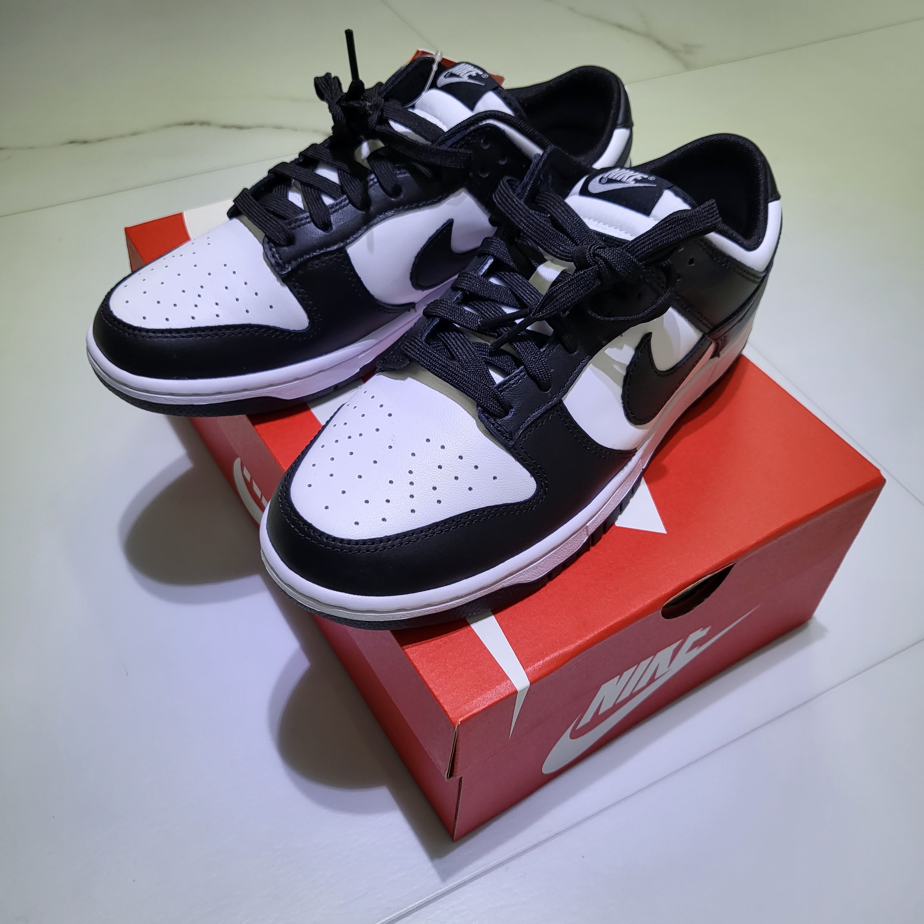 Nike Dunk Low Retro Black 착용 스타일