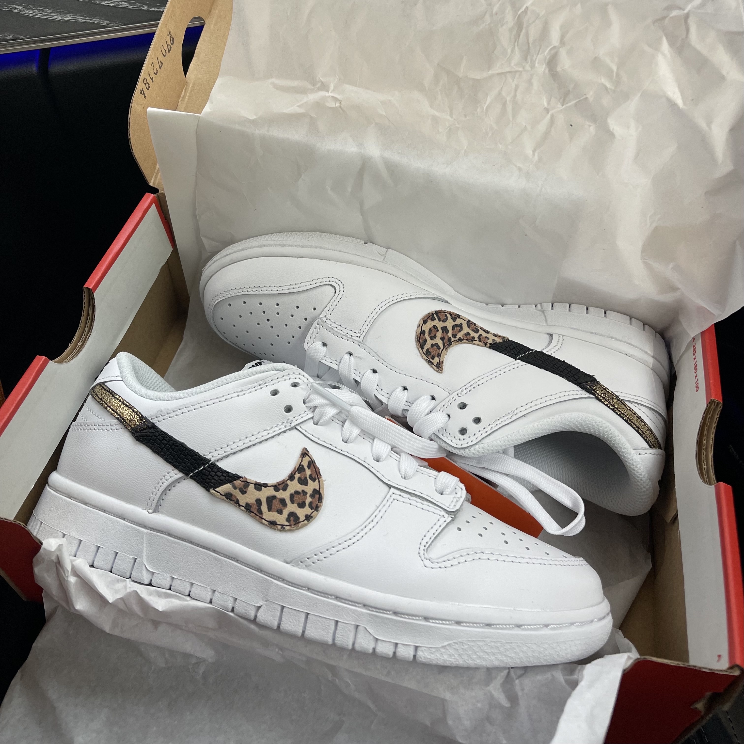 (W) Nike Dunk Low SE Primal White 착용 스타일