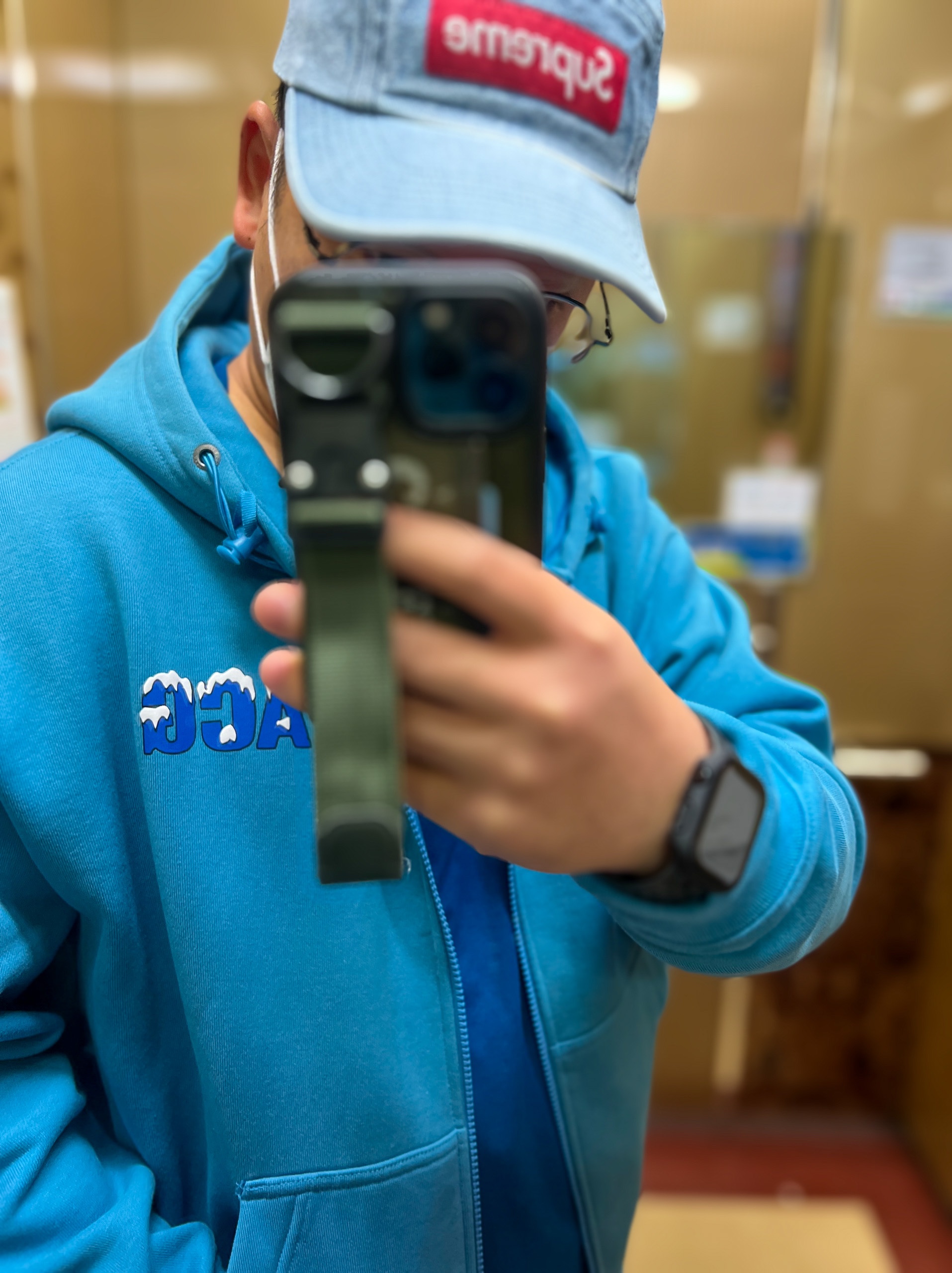 Nike ACG Therma-Fit Full Zip Graphic Hoodie Dutch Blue 착용 스타일