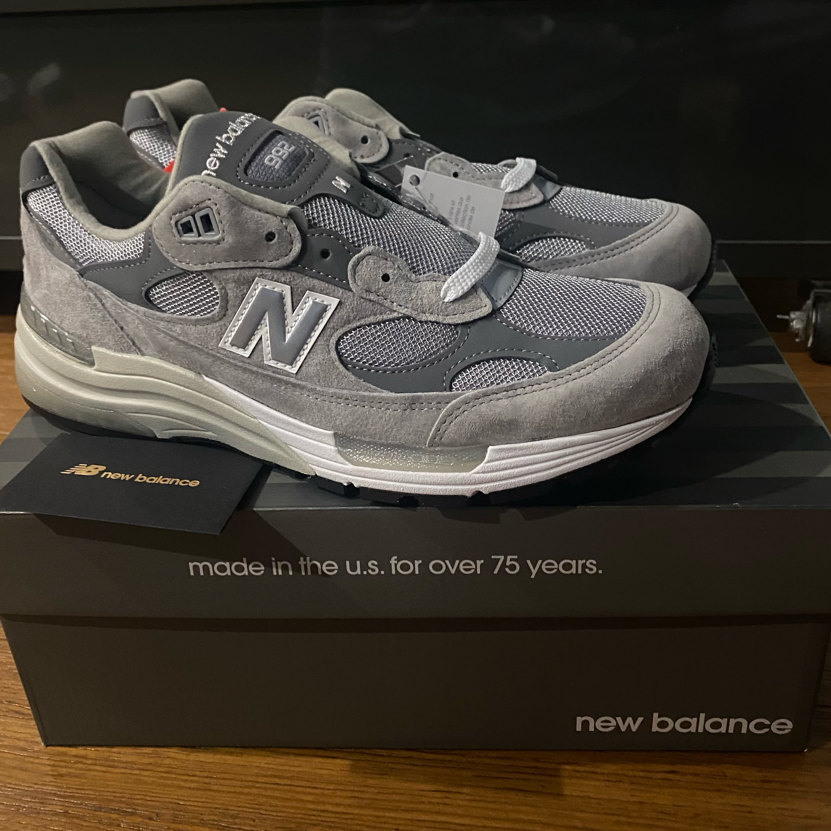 New Balance 992 Made in USA Grey - D Standard 착용 스타일