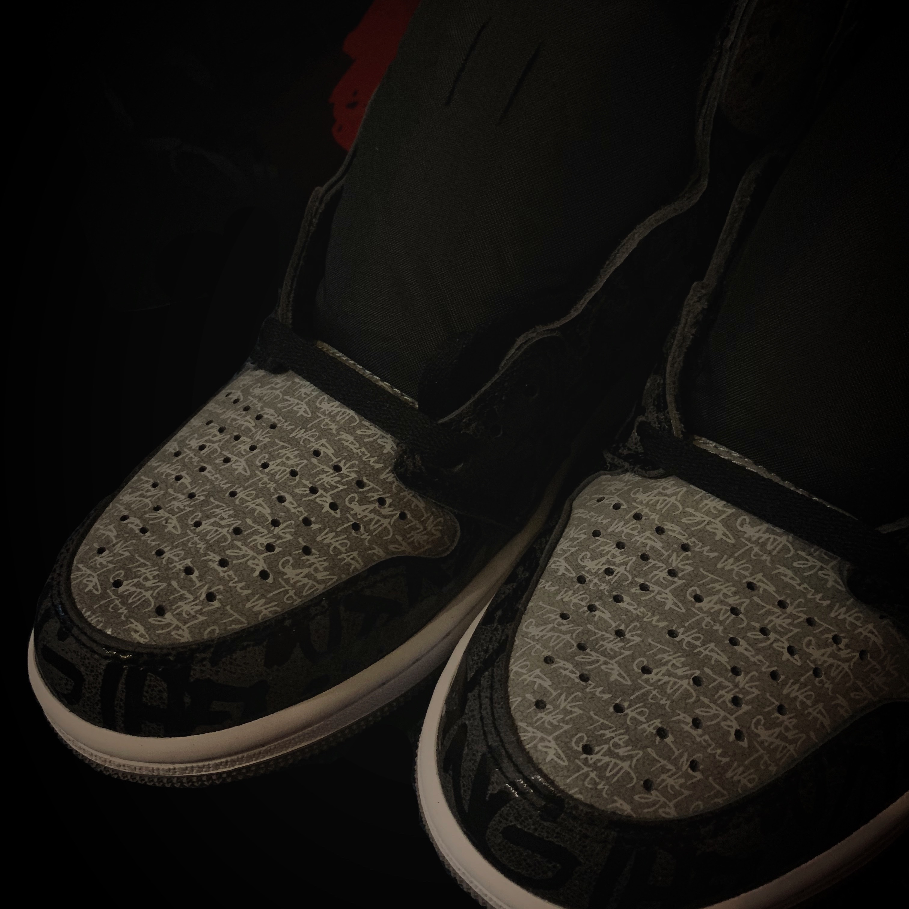 Jordan 1 Retro High OG Rebellionaire 착용 스타일 - 4