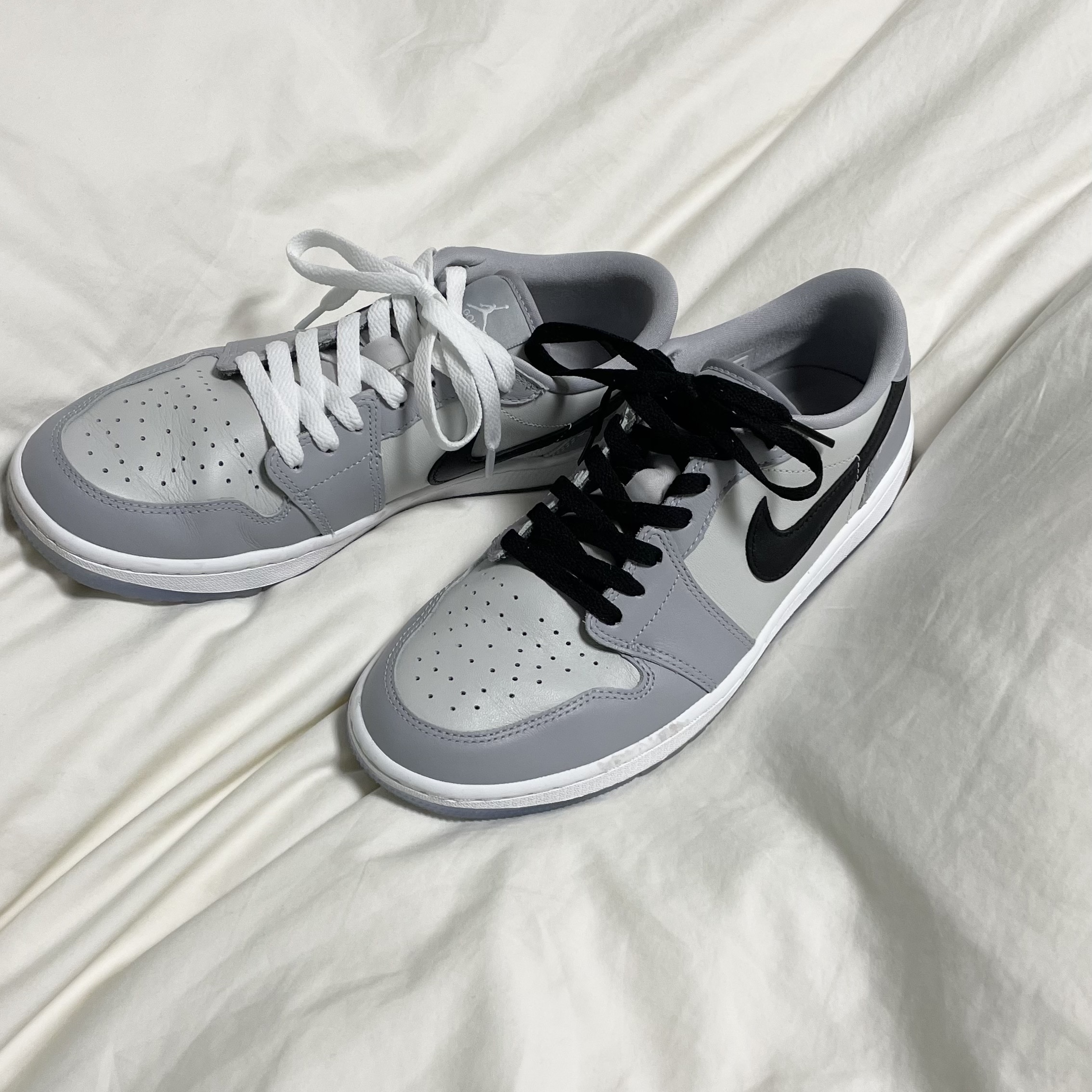 Jordan 1 Low Golf Wolf Grey 착용 스타일 - 2