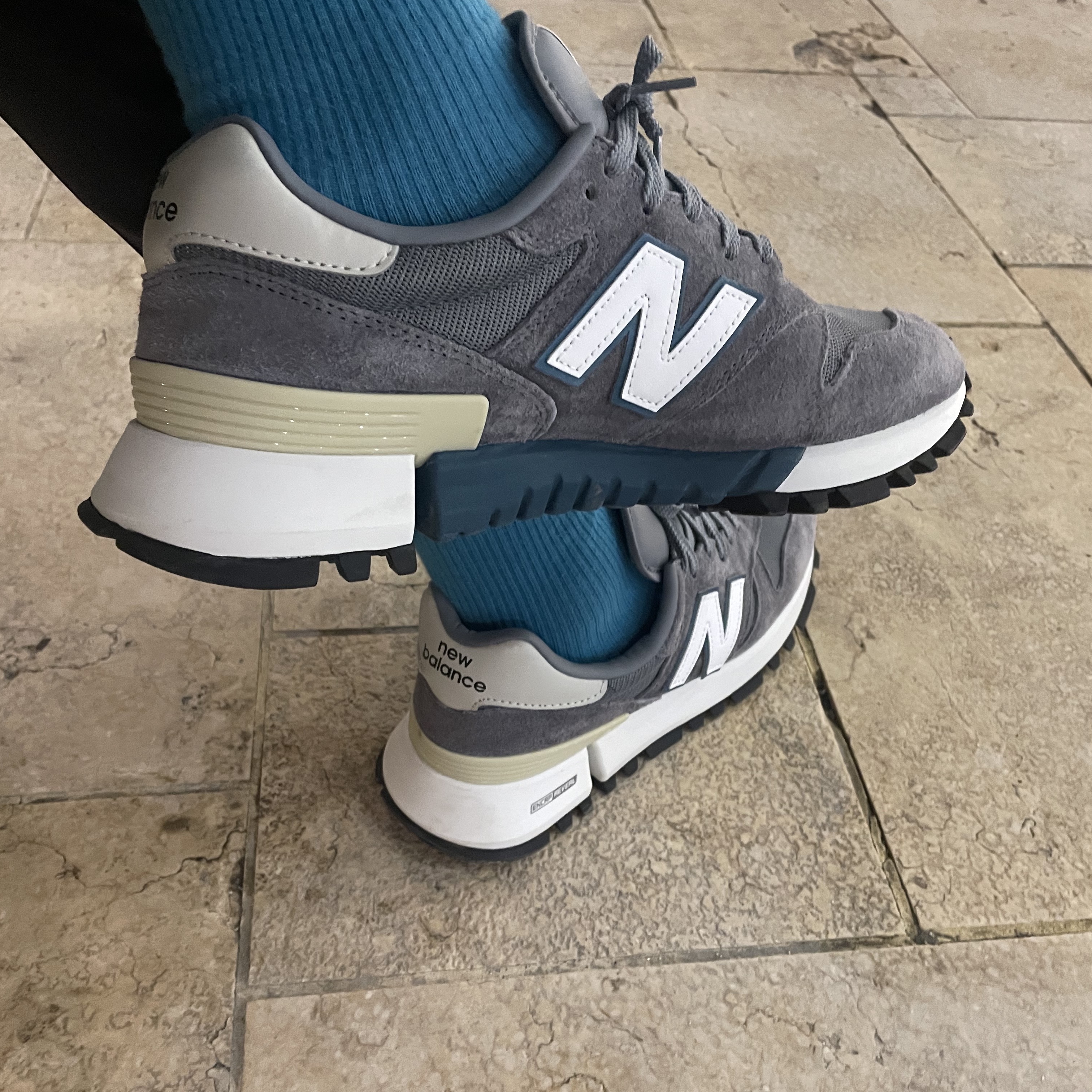New Balance x Tokyo Design Studio R_C 1300 Grey Teal 착용 스타일