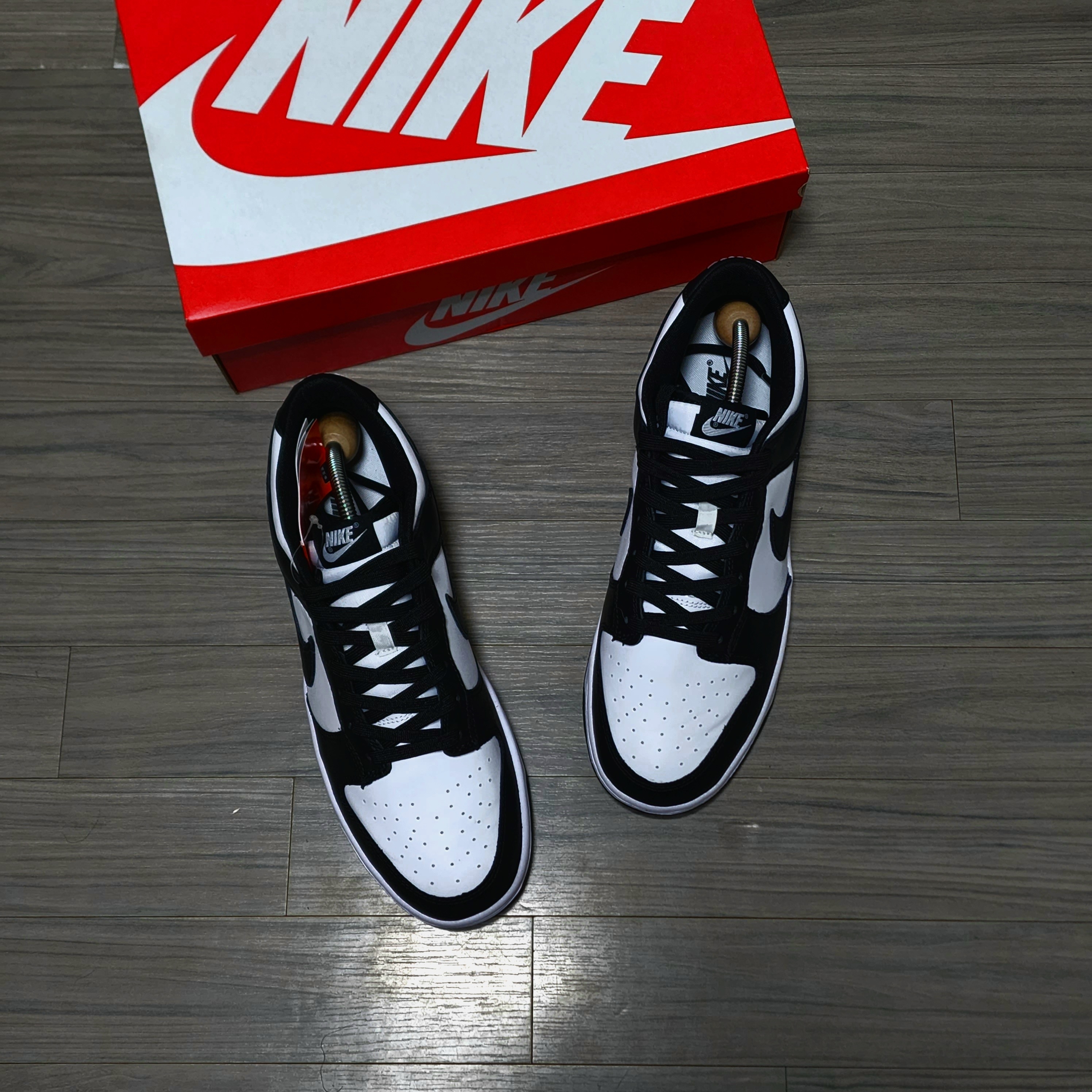 Nike Dunk Low Retro Black 착용 스타일 - 2