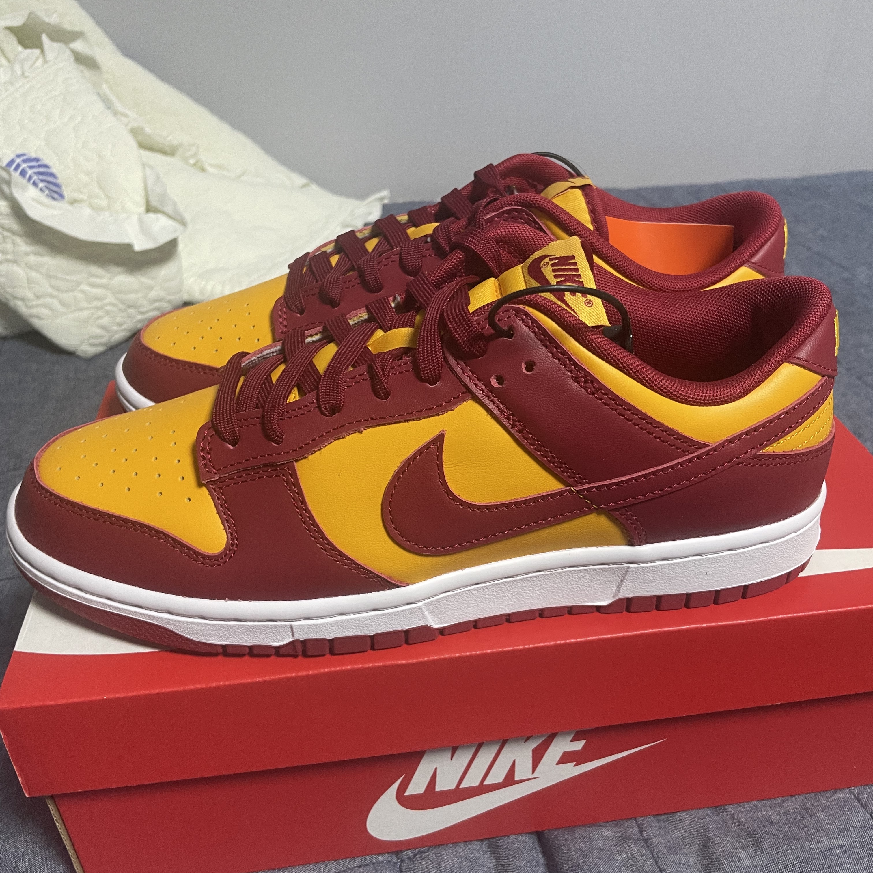 Nike Dunk Low Retro Championship Gold 착용 스타일