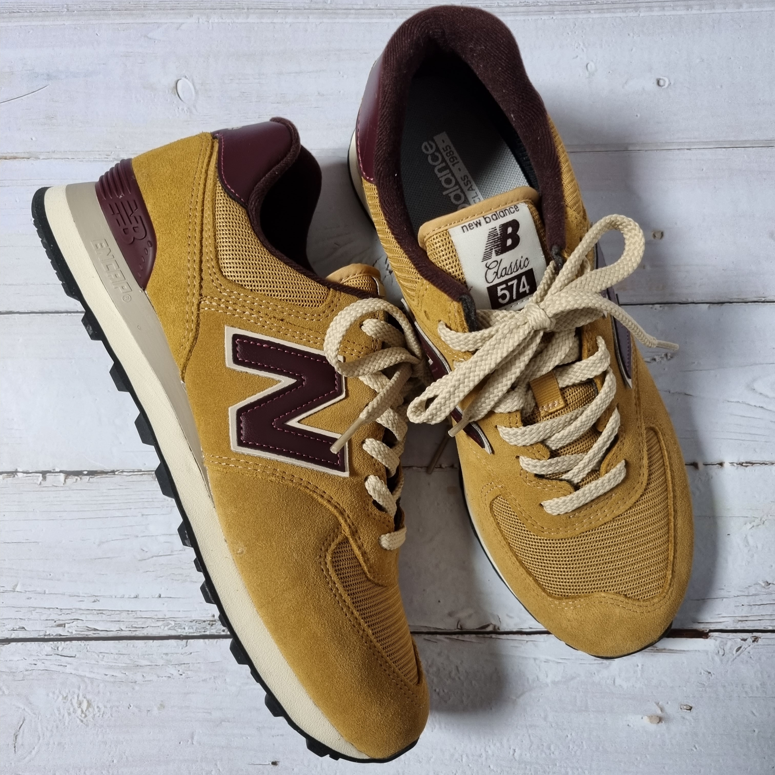 New Balance 574 Beige 착용 스타일