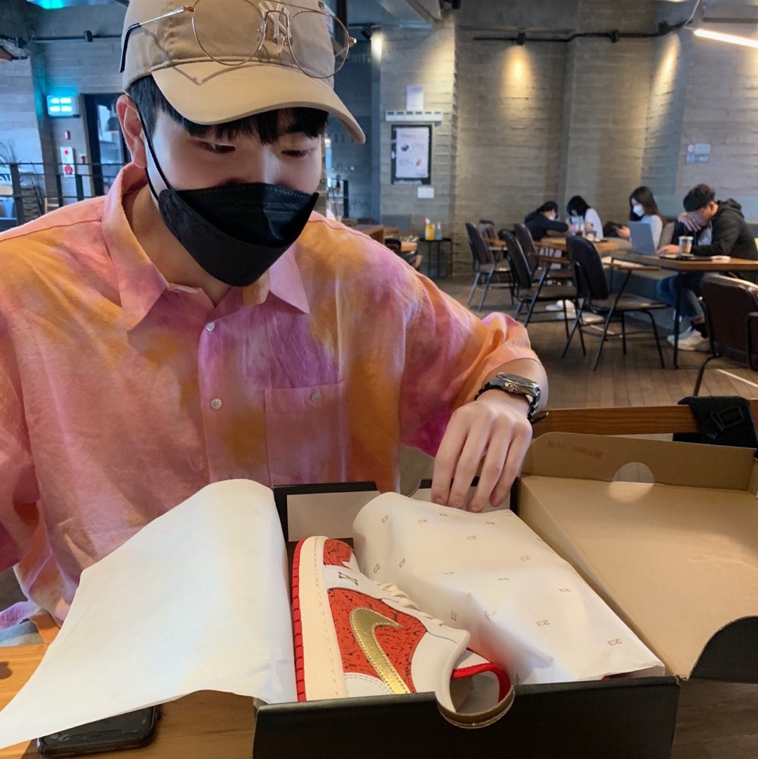 Jordan 1 Low SE Spades 착용 스타일