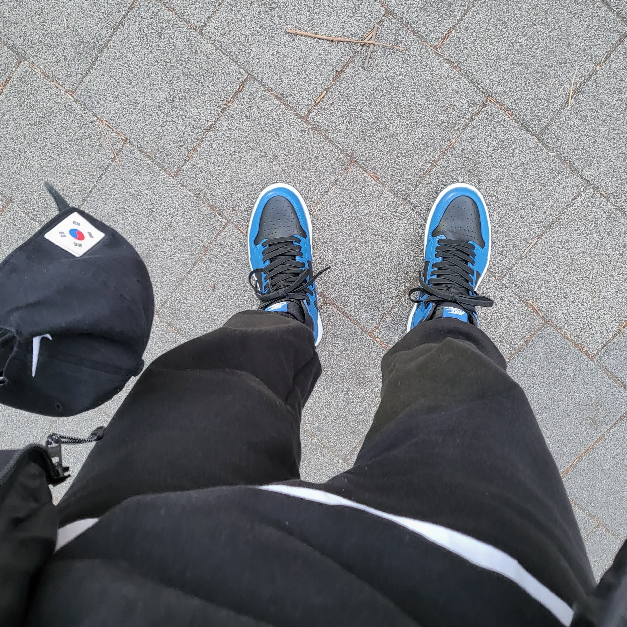Jordan 1 Retro High OG Dark Marina Blue 착용 스타일