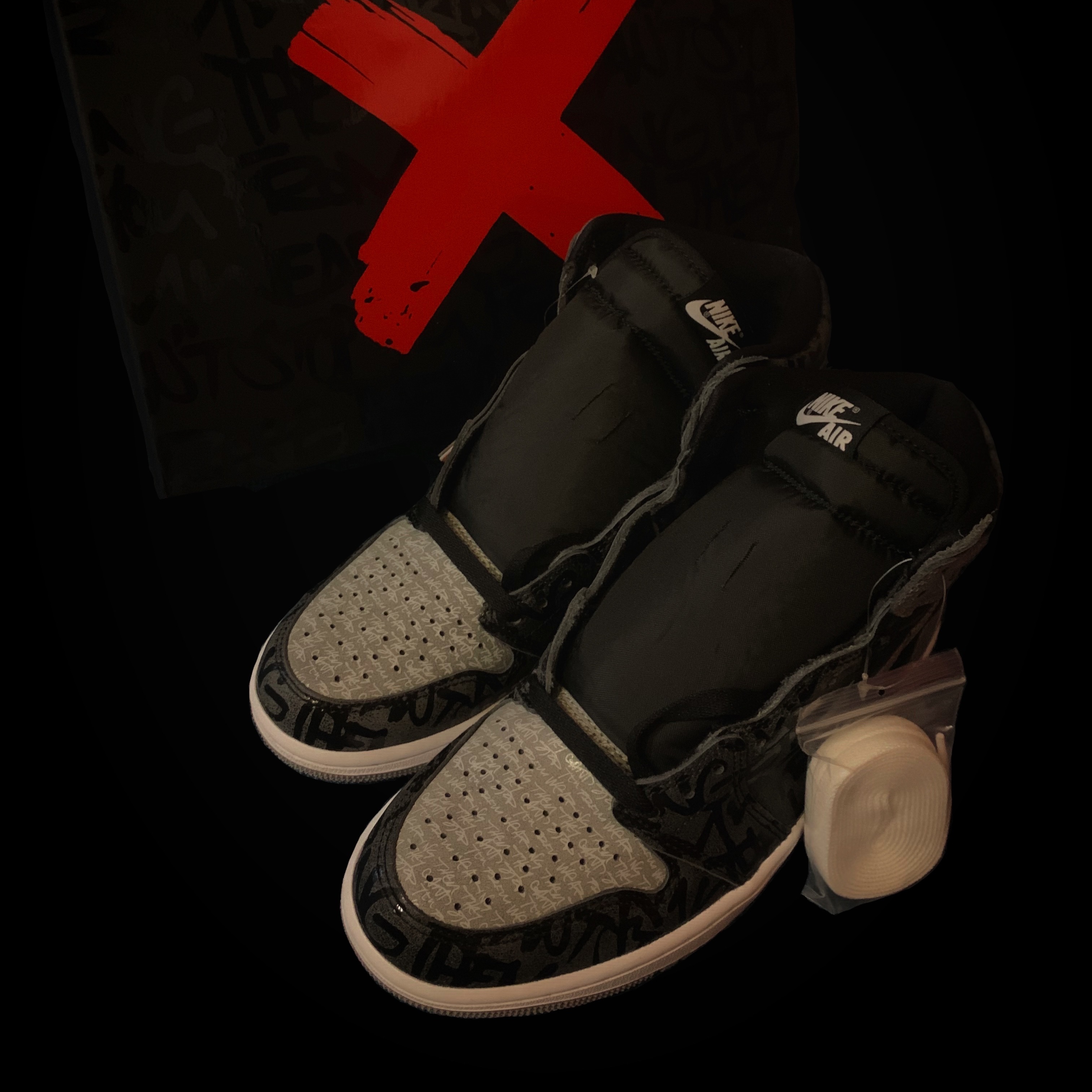Jordan 1 Retro High OG Rebellionaire 착용 스타일 - 1