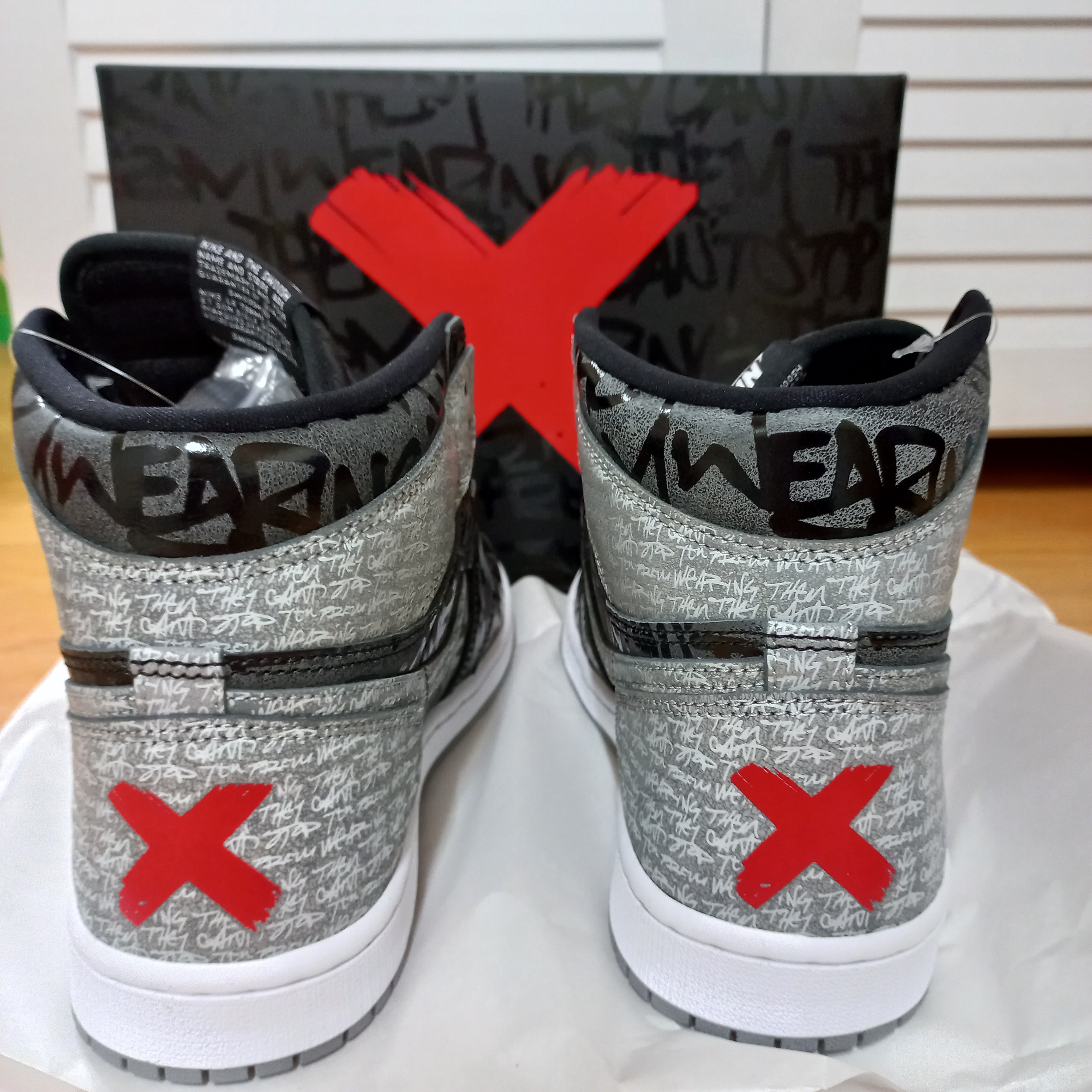 Jordan 1 Retro High OG Rebellionaire 착용 스타일 - 3