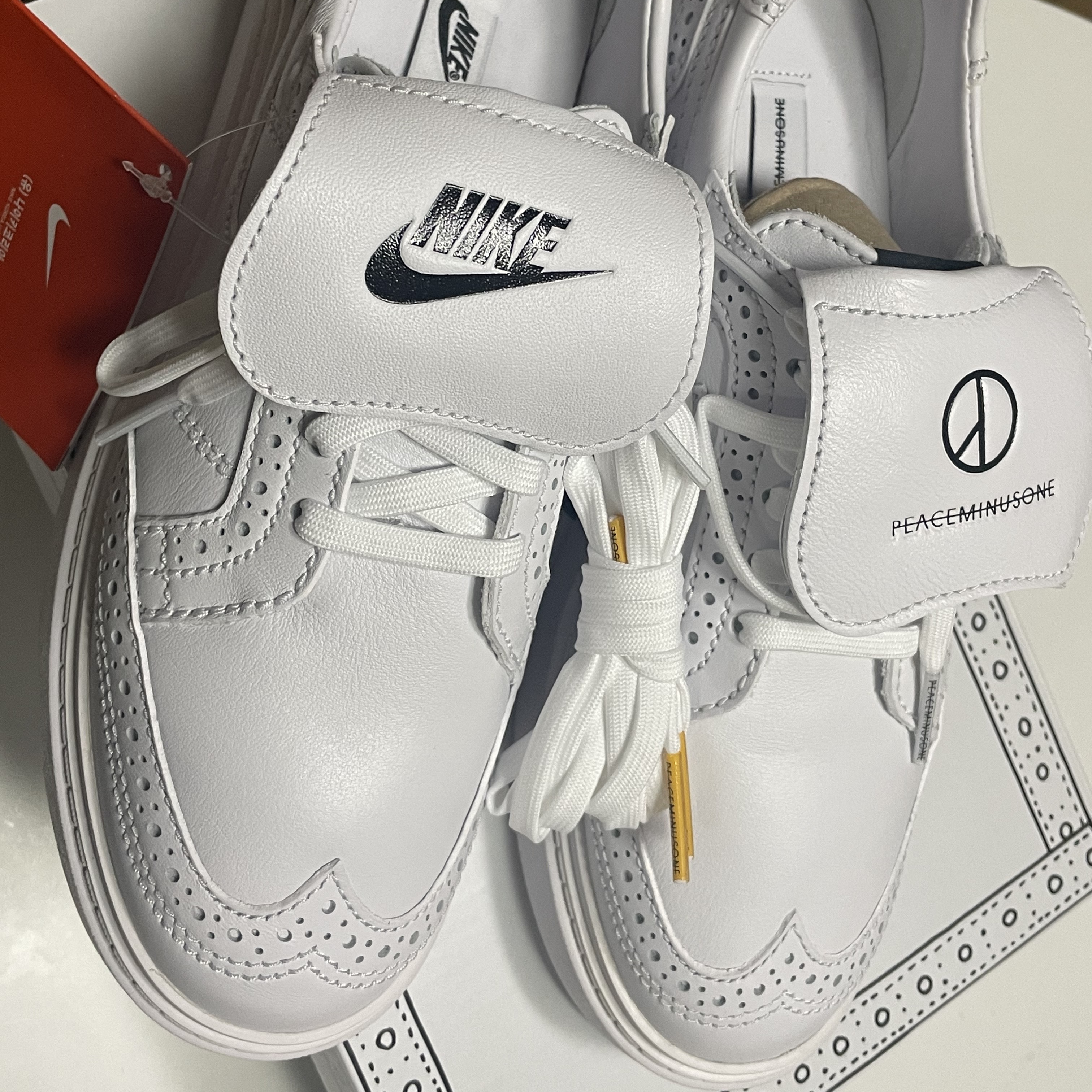 Nike x Peaceminusone Kwondo1 White 착용 스타일 - 1