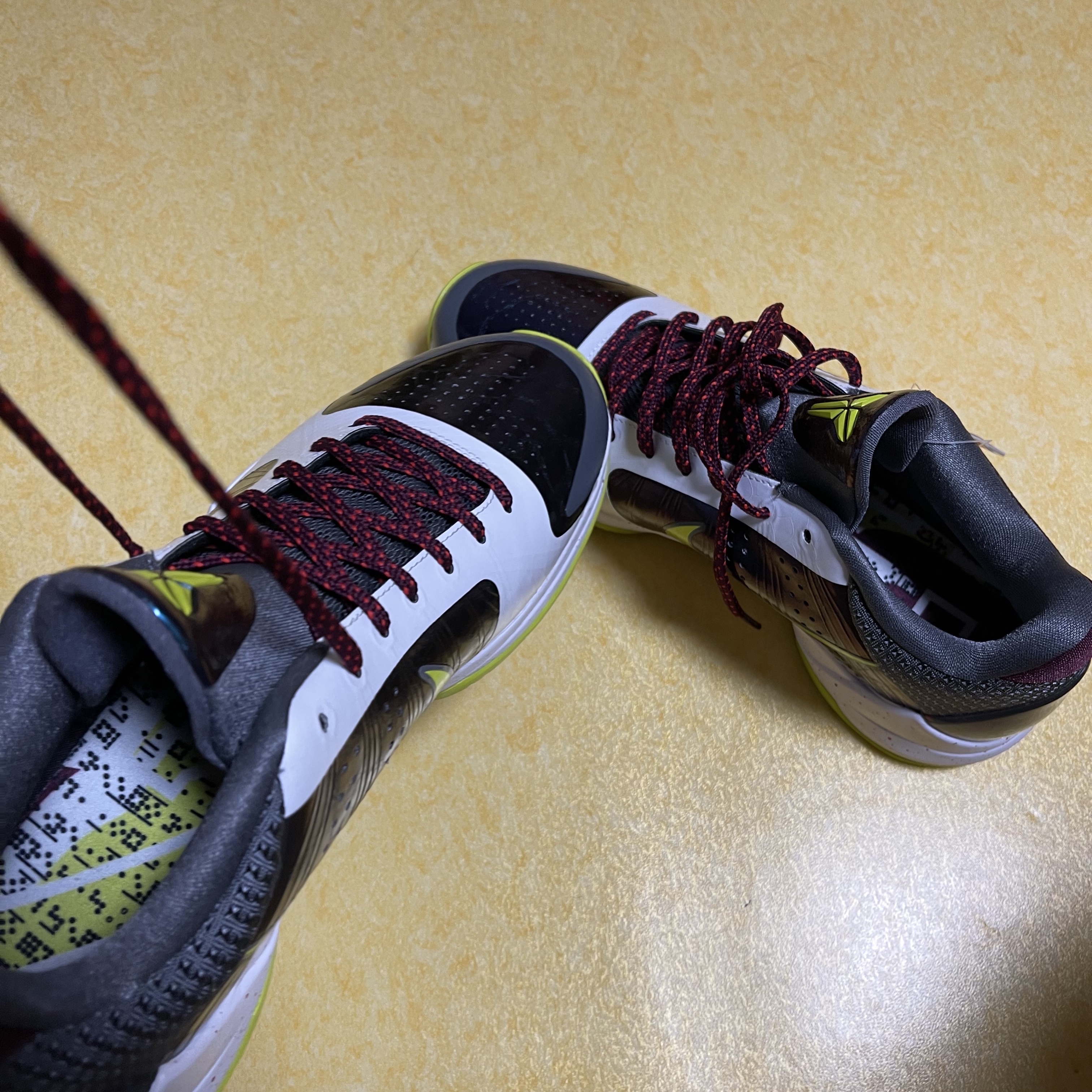 Nike Kobe 5 Protro Chaos 착용 스타일 - 1