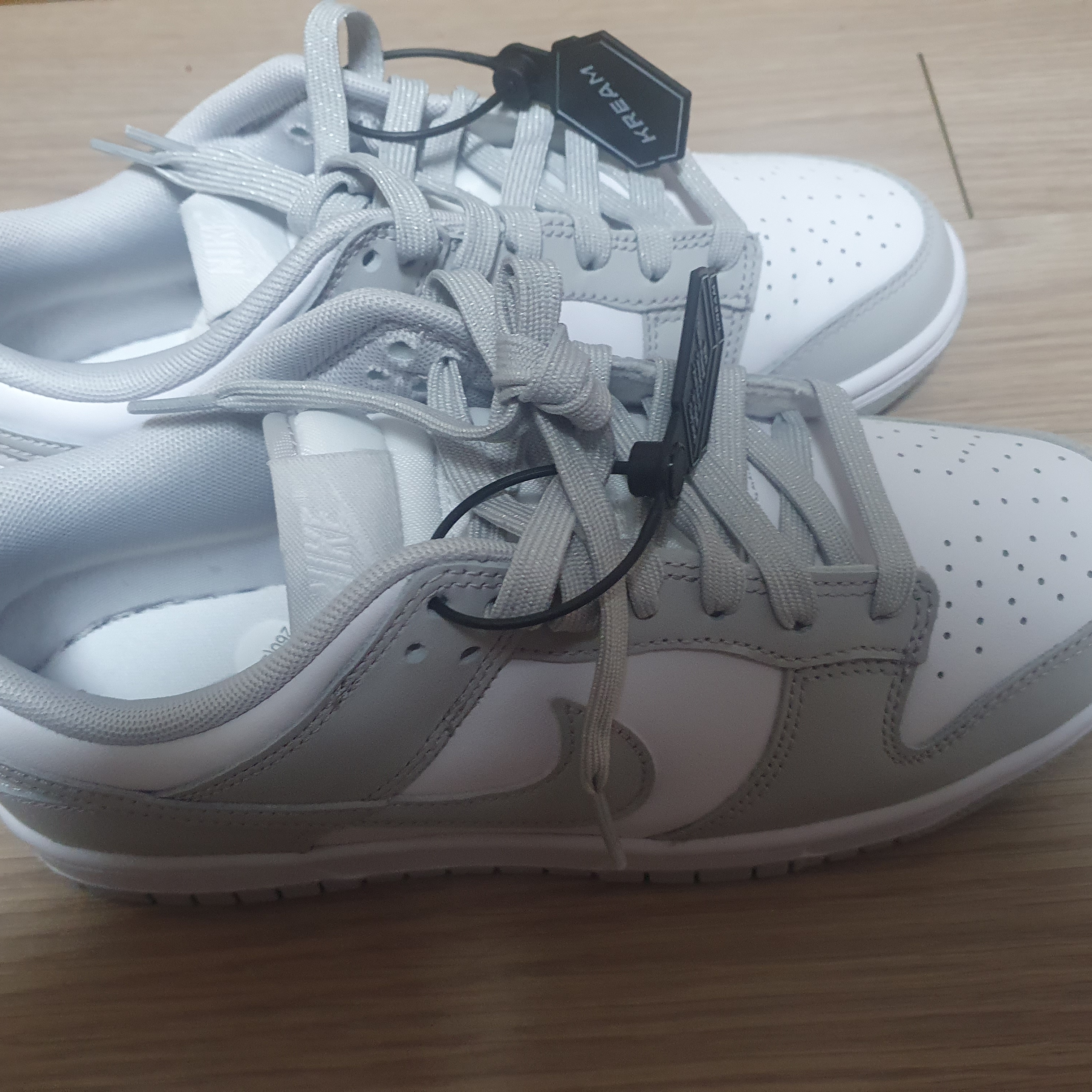 Nike Dunk Low Retro Grey Fog 착용 스타일 - 3
