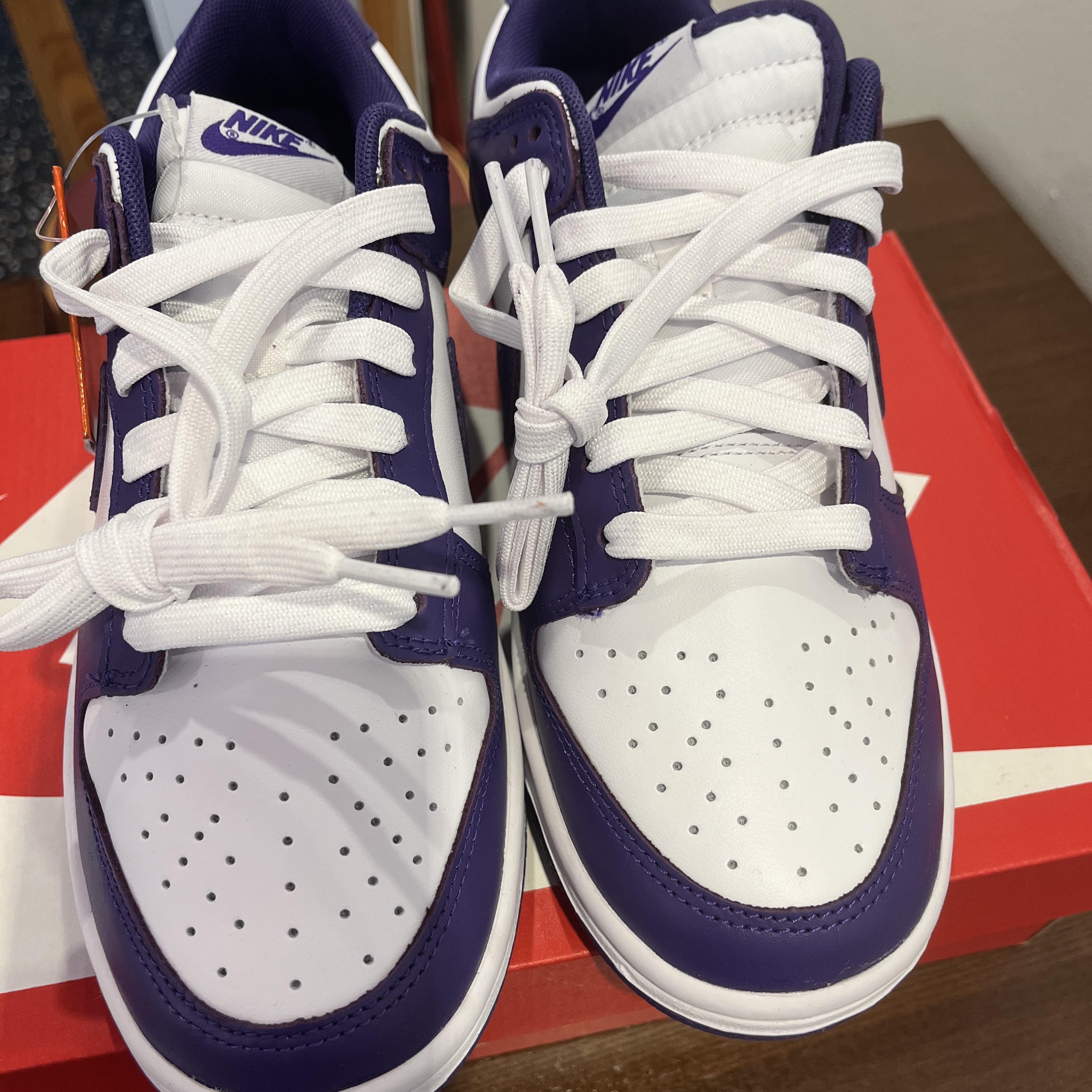 Nike Dunk Low Retro Championship Court Purple 착용 스타일 - 2