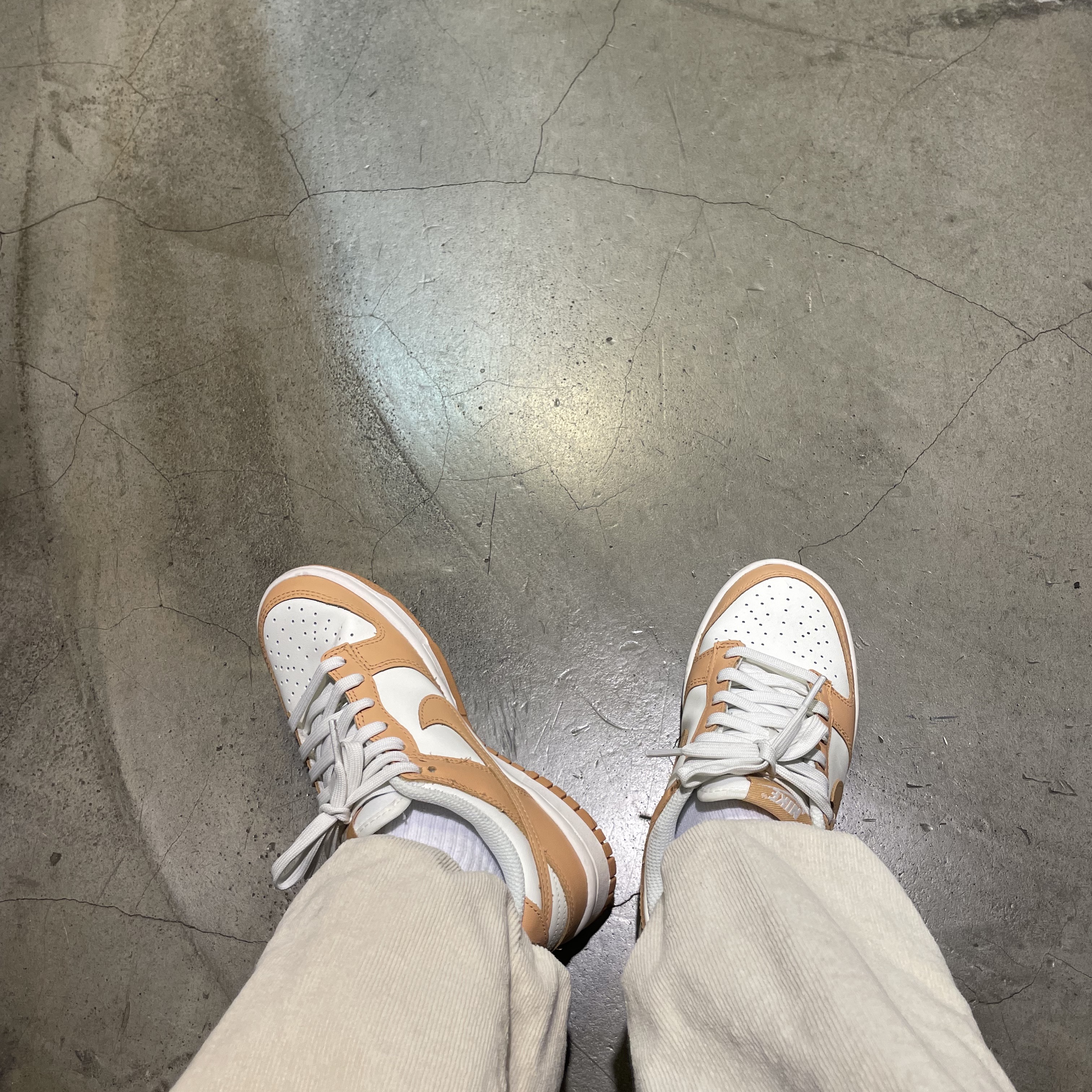 (W) Nike Dunk Low Harvest Moon 착용 스타일