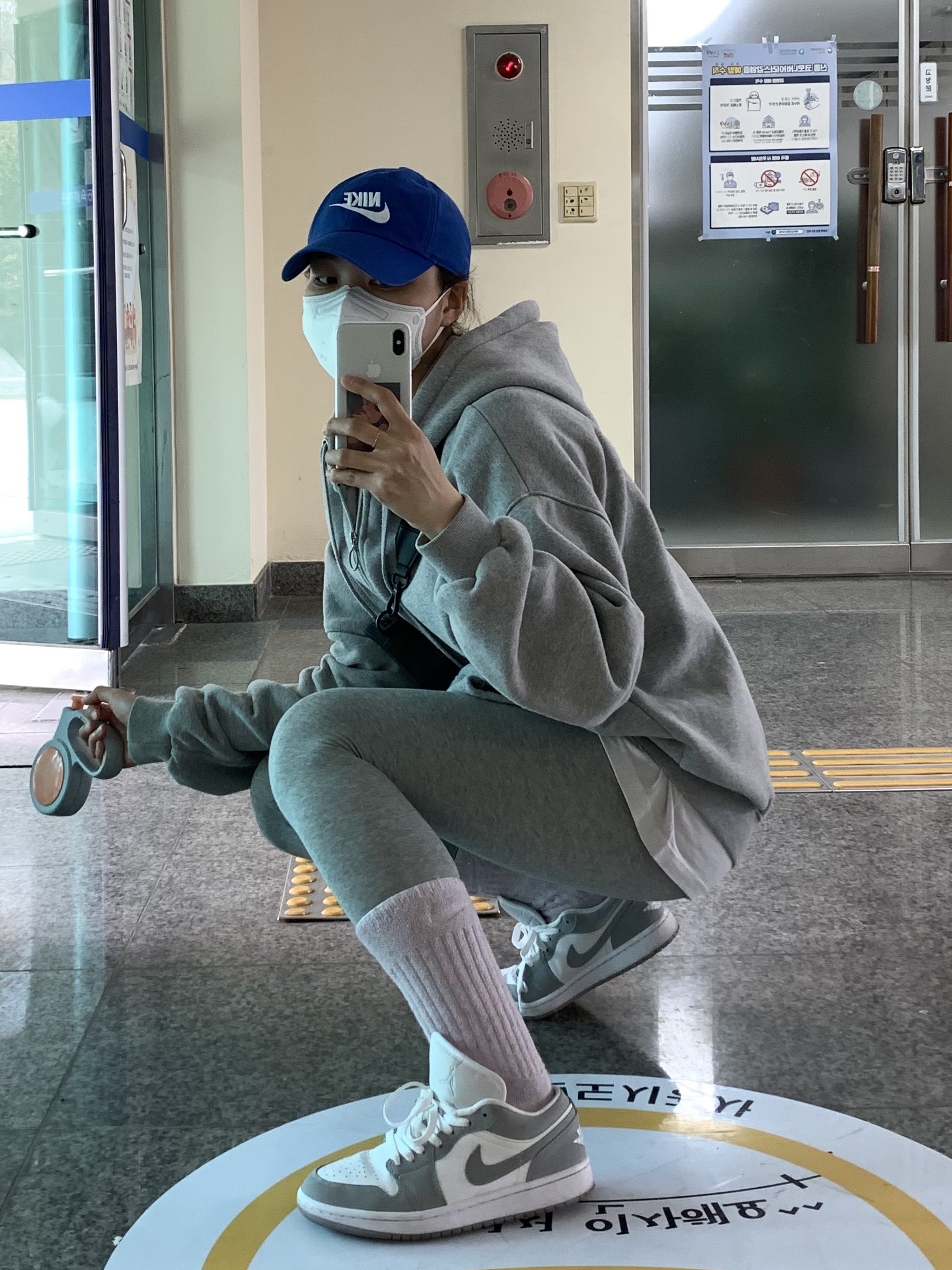 (W) Jordan 1 Low White Wolf Grey 착용 스타일 - 2