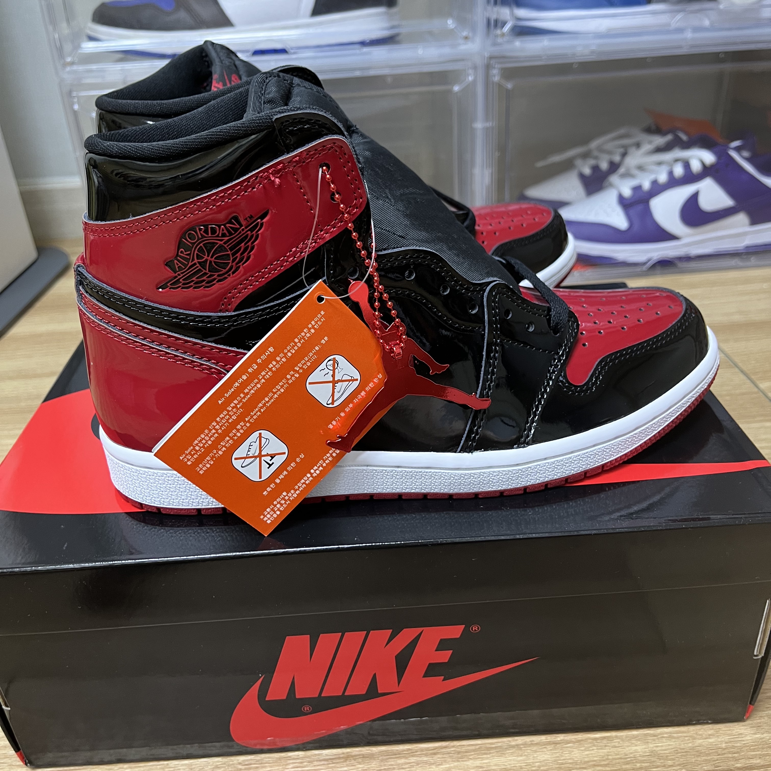 Jordan 1 Retro High OG Patent Bred 착용 스타일 - 2