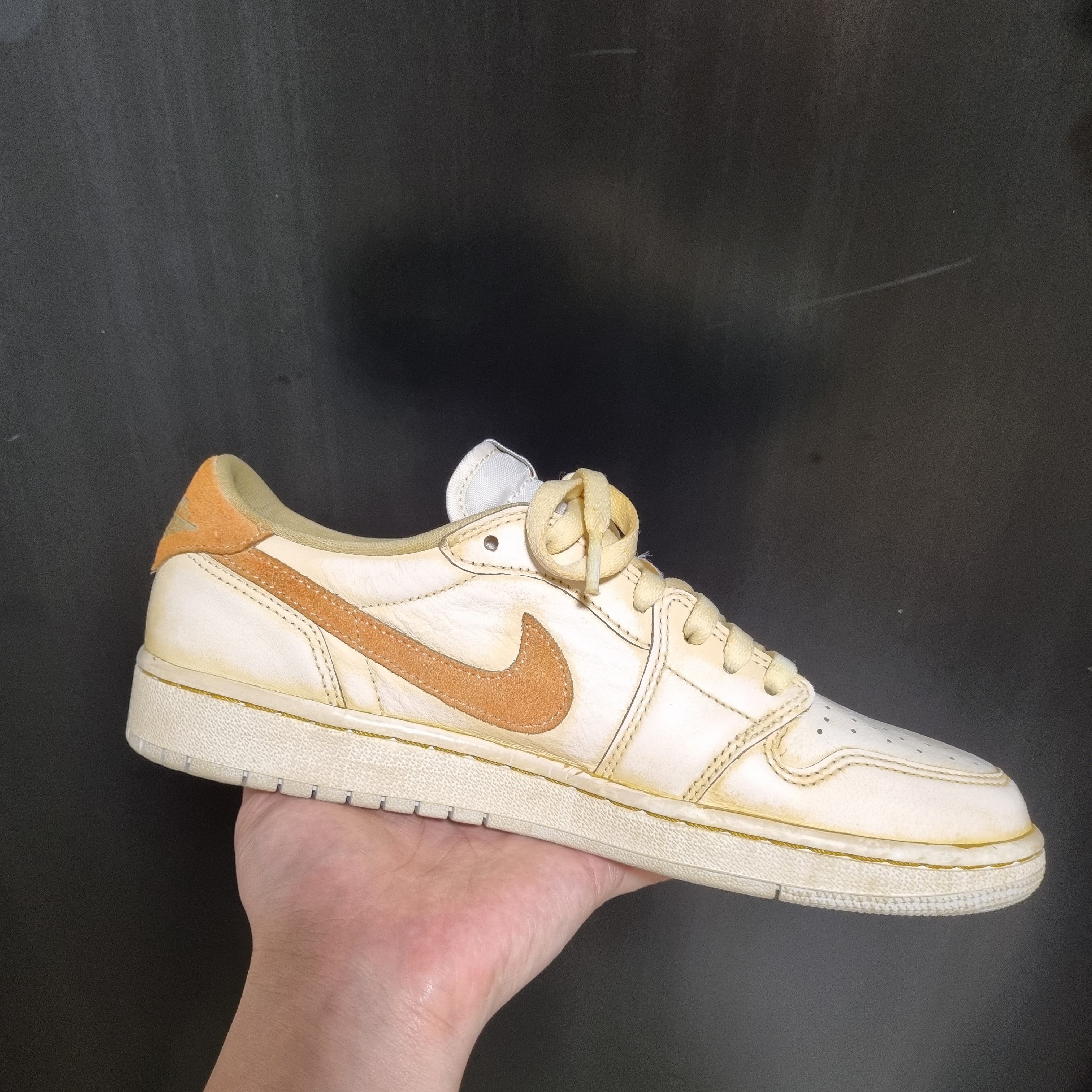 (W) Jordan 1 Low OG Neutral Grey 착용 스타일 - 3