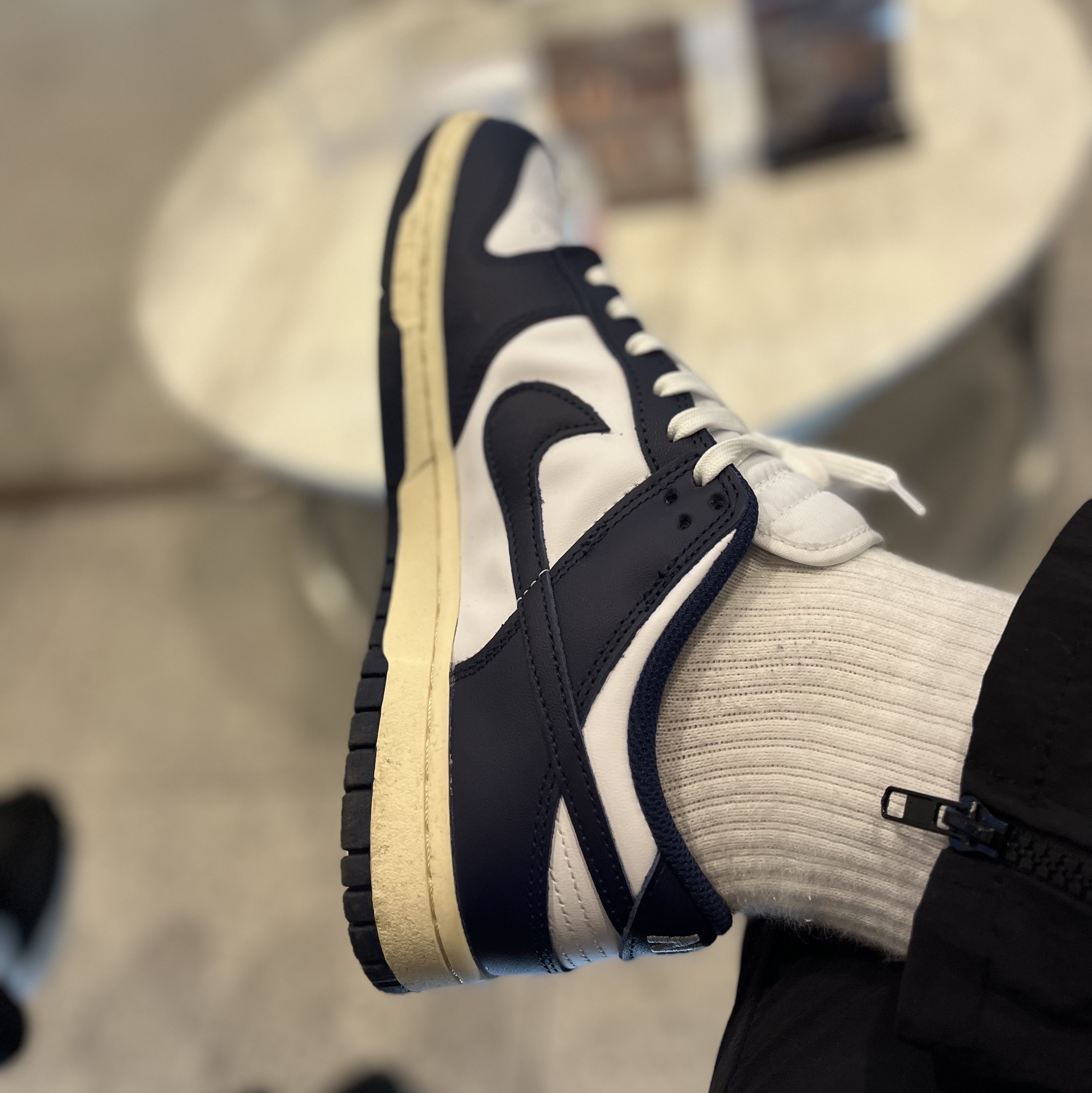 (W) Nike Dunk Low Vintage Midnight Navy 착용 스타일