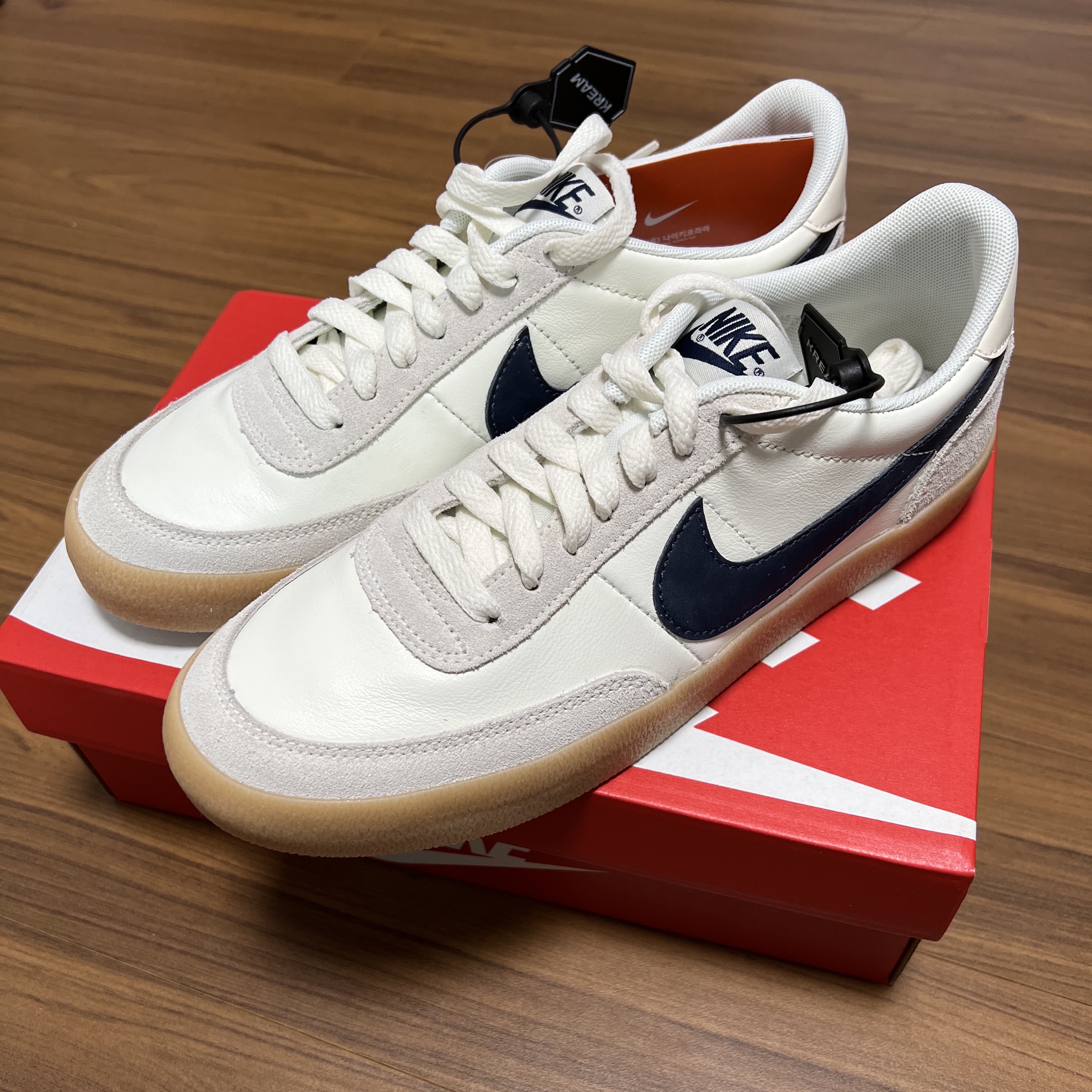 Nike x J.Crew Killshot 2 Sail Midnight Navy 착용 스타일 - 1