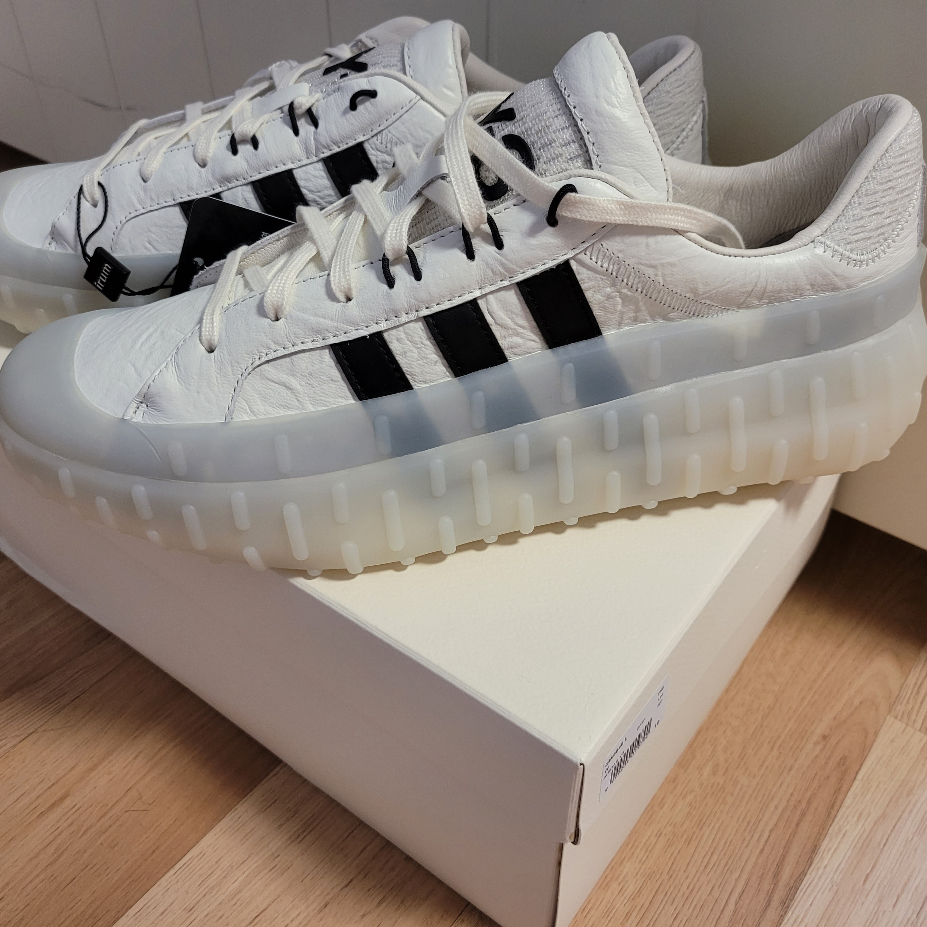 Y-3 GR.1P White Black 착용 스타일 - 4